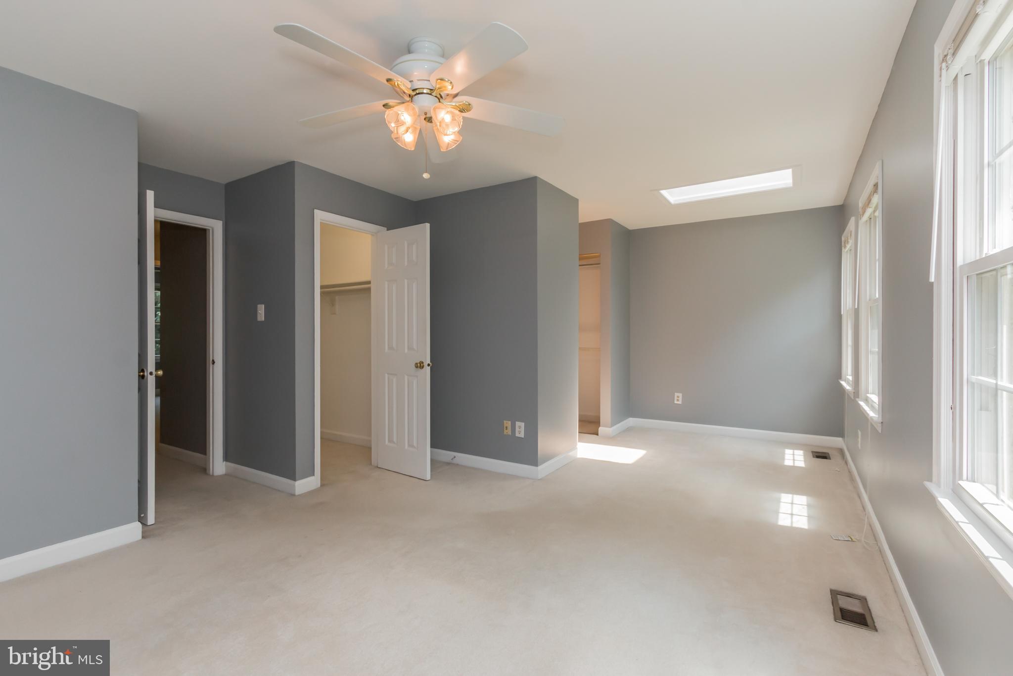 TOWNES OF WAKEFIELD - Residential Lease