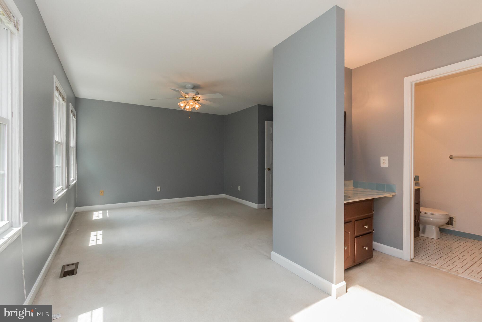 TOWNES OF WAKEFIELD - Residential Lease