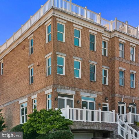 Photo of 1294 Harbor Island Walk, BALTIMORE, MD 21230 (MLS # MDBA2214202)