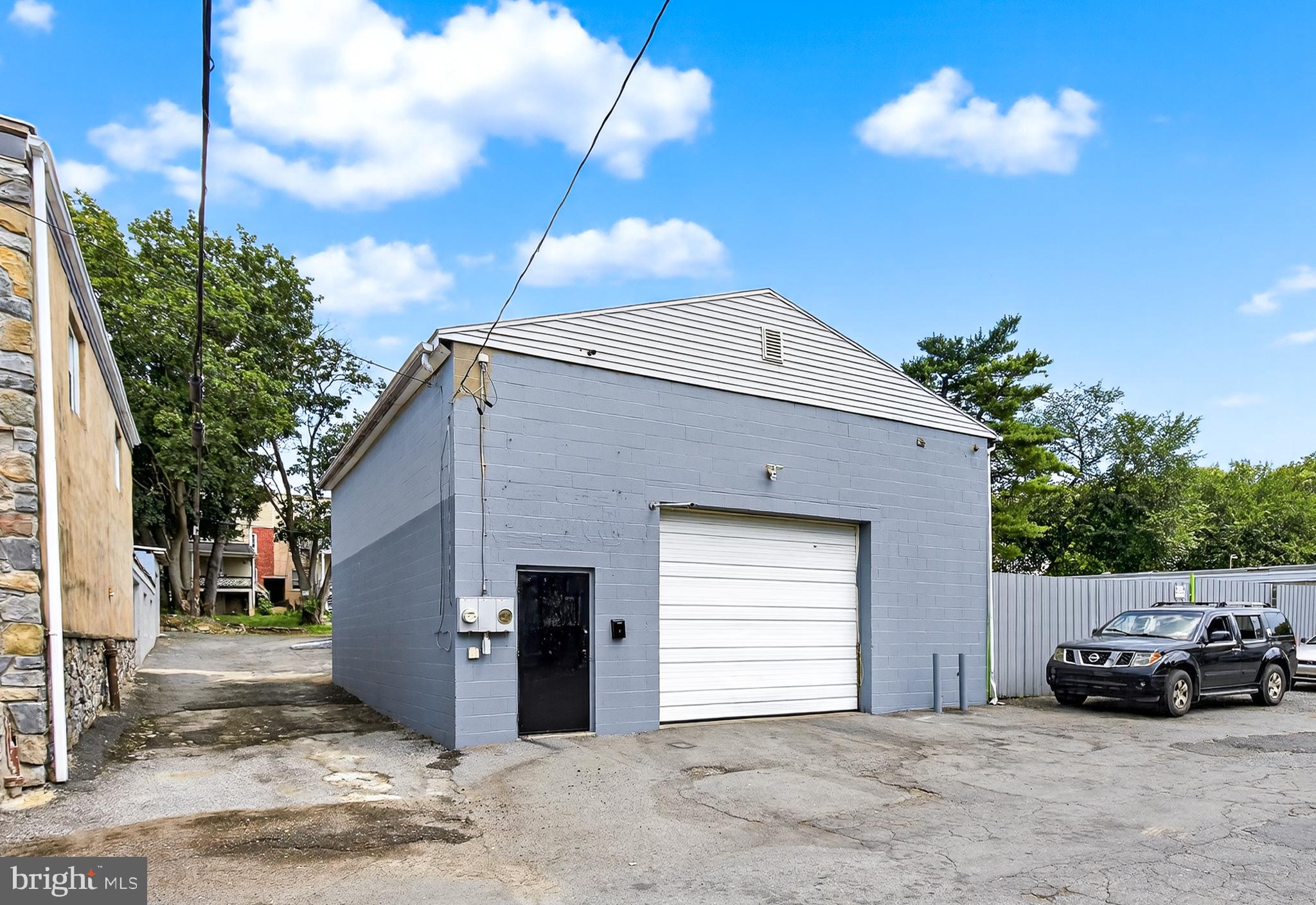715 E MIFFLIN STREET