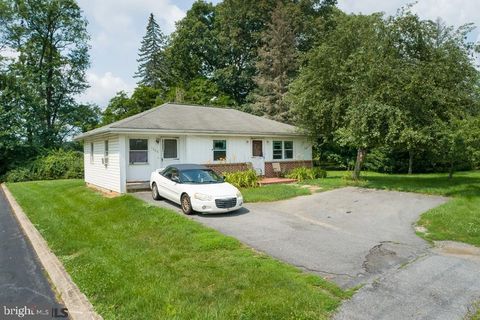 Photo of 1386 N Atherton Street, STATE COLLEGE, PA 16803 (MLS # PACE2518678)