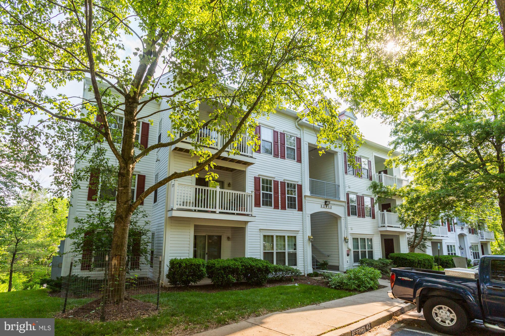 CHURCHILL VIEW - Residential Lease