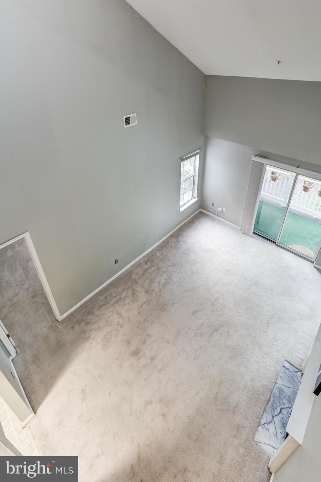 CHURCHILL VIEW - Residential Lease