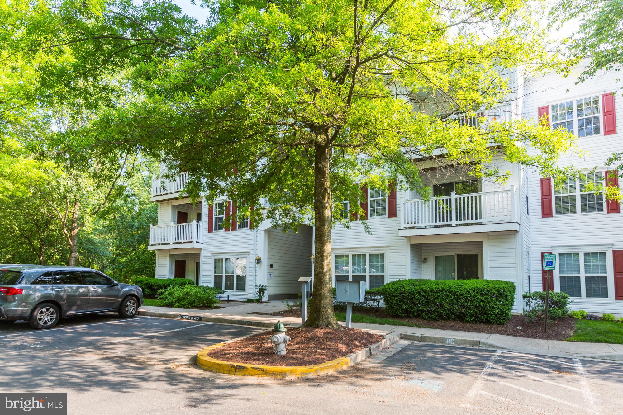 CHURCHILL VIEW - Residential Lease