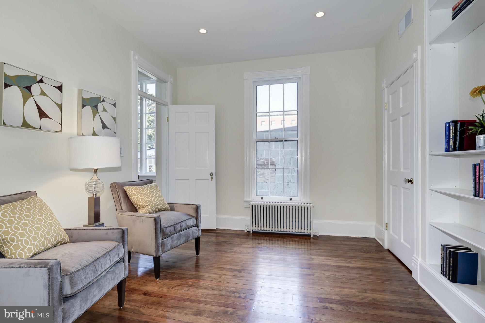 GEORGETOWN - Residential