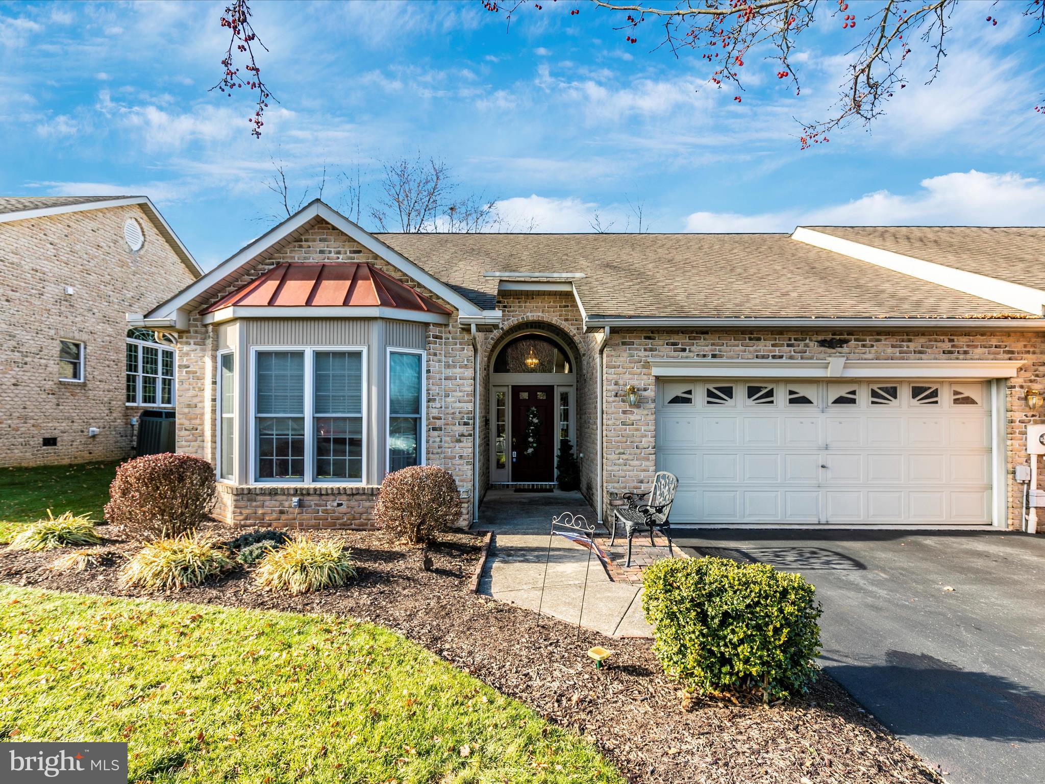 SPRING MILLS COMMONS - Residential