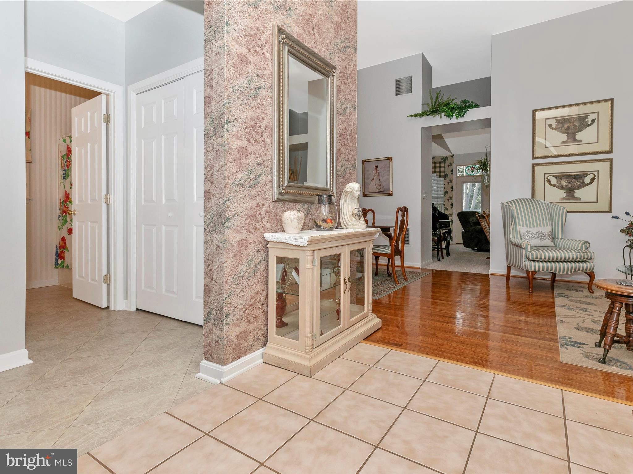 SPRING MILLS COMMONS - Residential