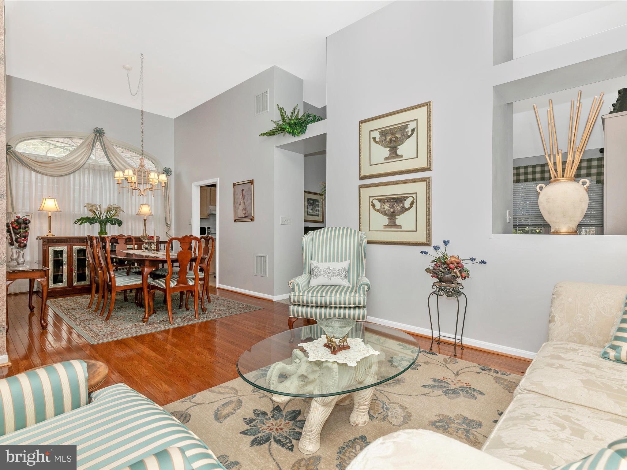 SPRING MILLS COMMONS - Residential