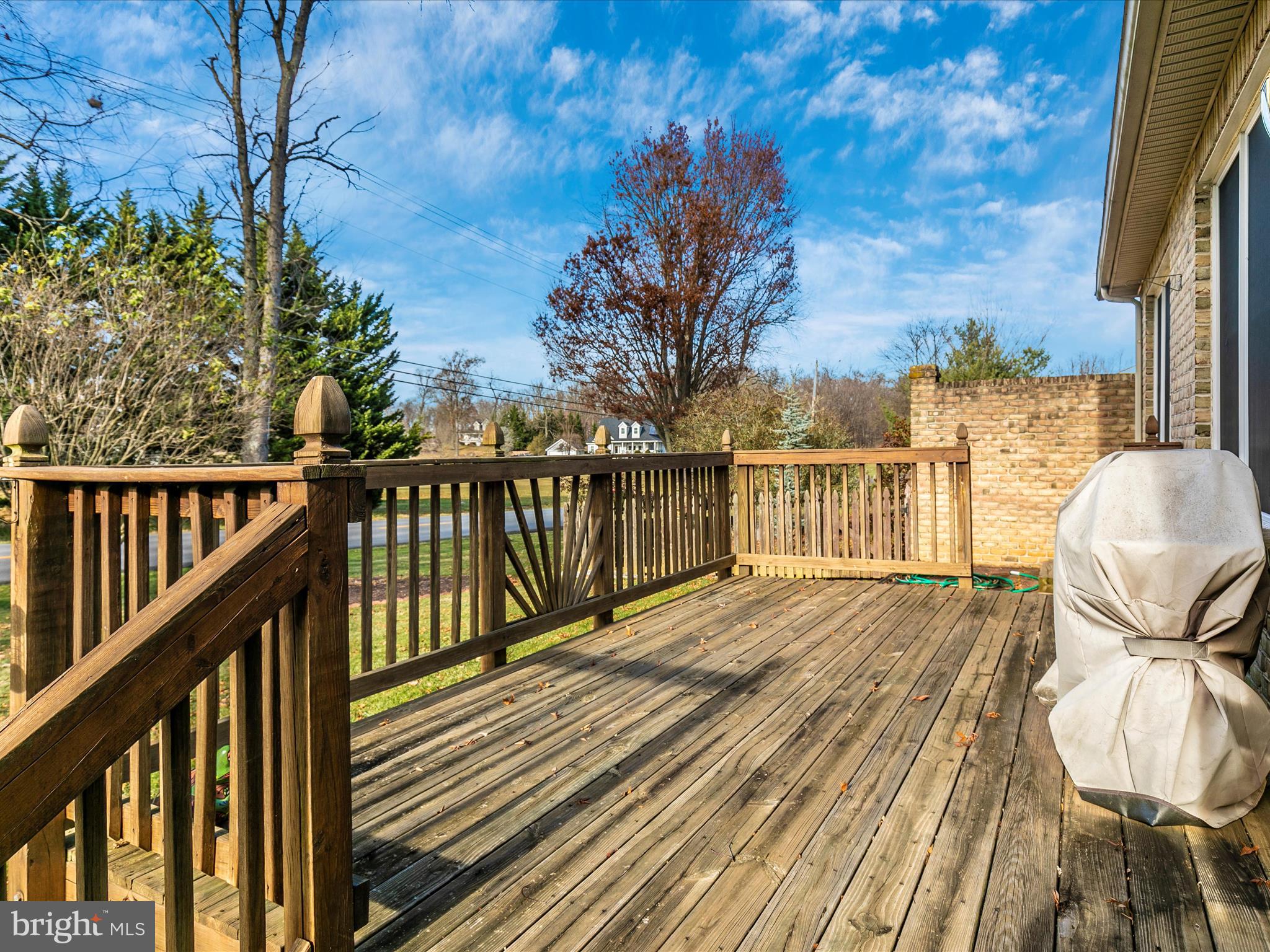 SPRING MILLS COMMONS - Residential