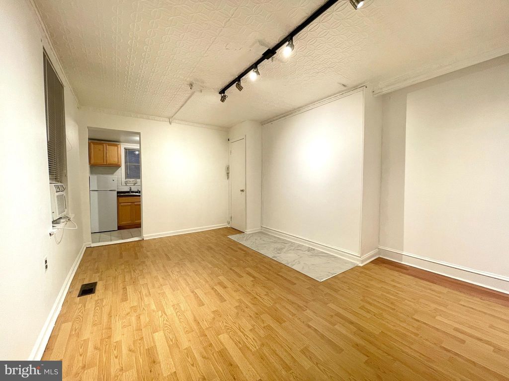 Photo of 1707 Spruce Street #1R, PHILADELPHIA, PA 19103 (MLS # PAPH2574144)