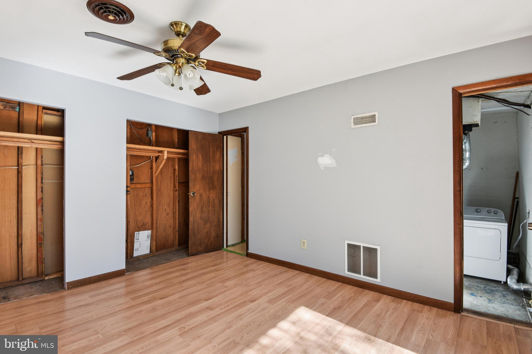 GREEN GABLES - Residential