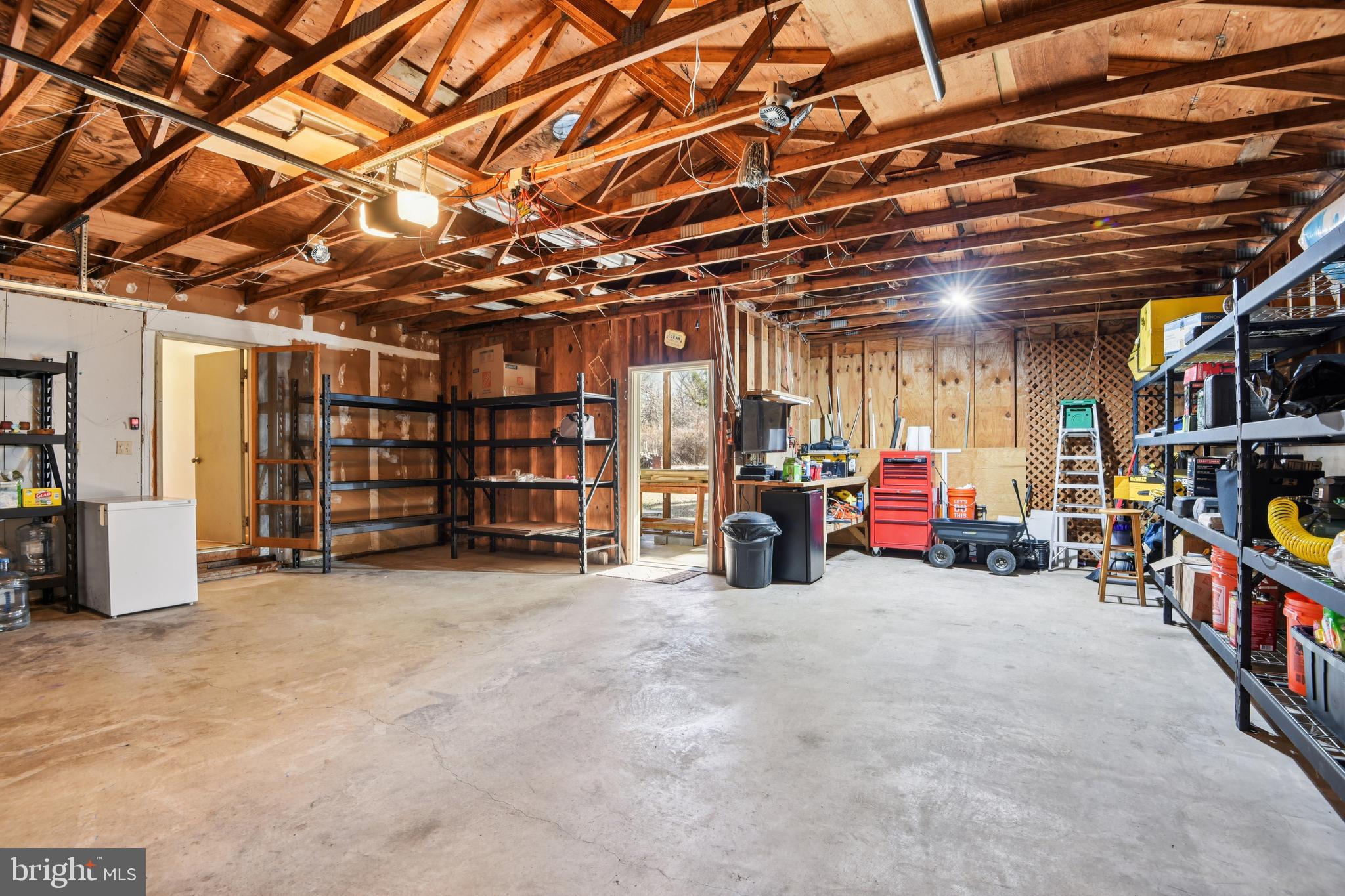 GREEN GABLES - Residential