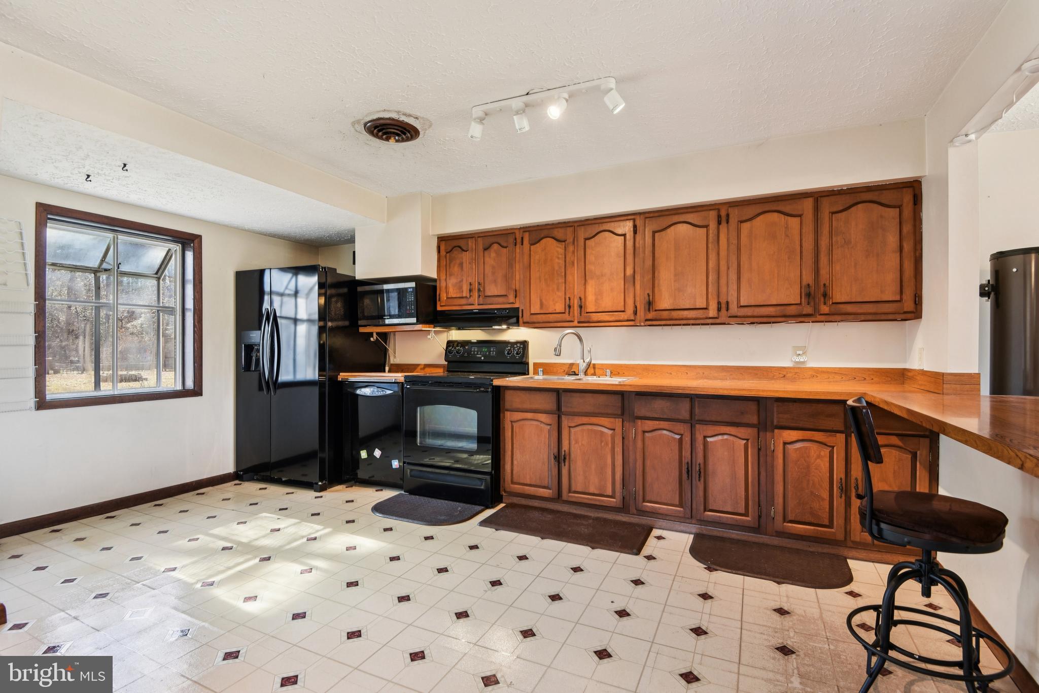 GREEN GABLES - Residential