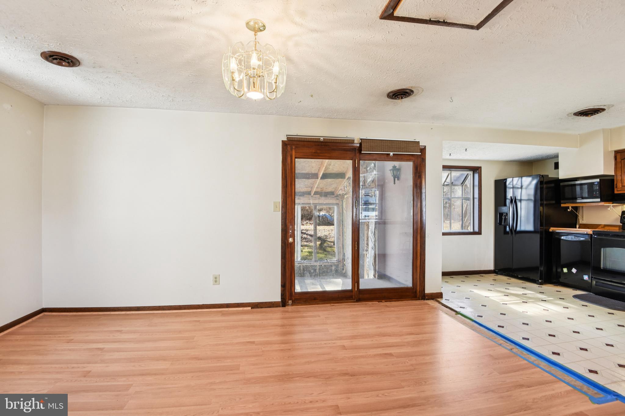 GREEN GABLES - Residential