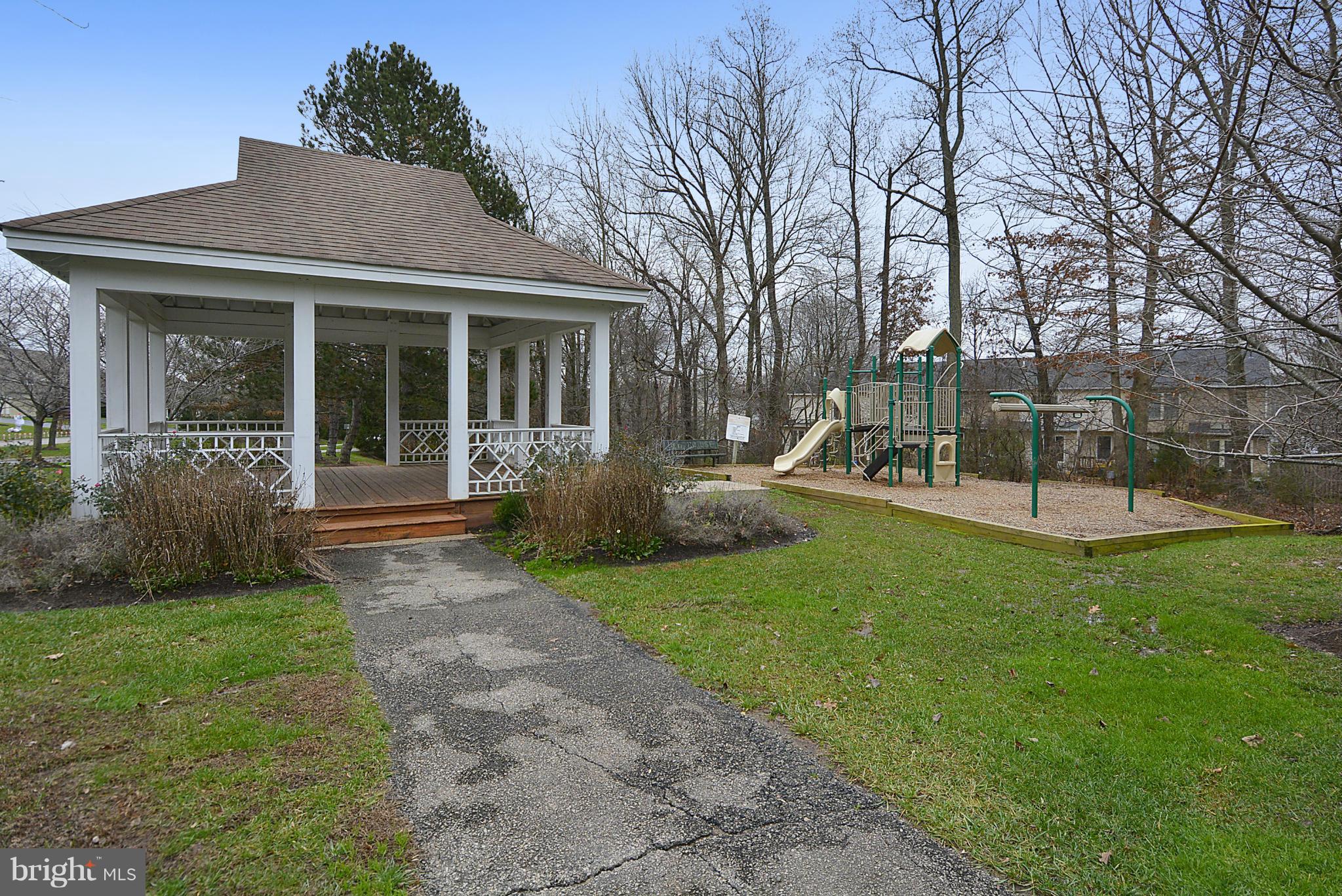 OLD BRIDGE ESTATES - Residential