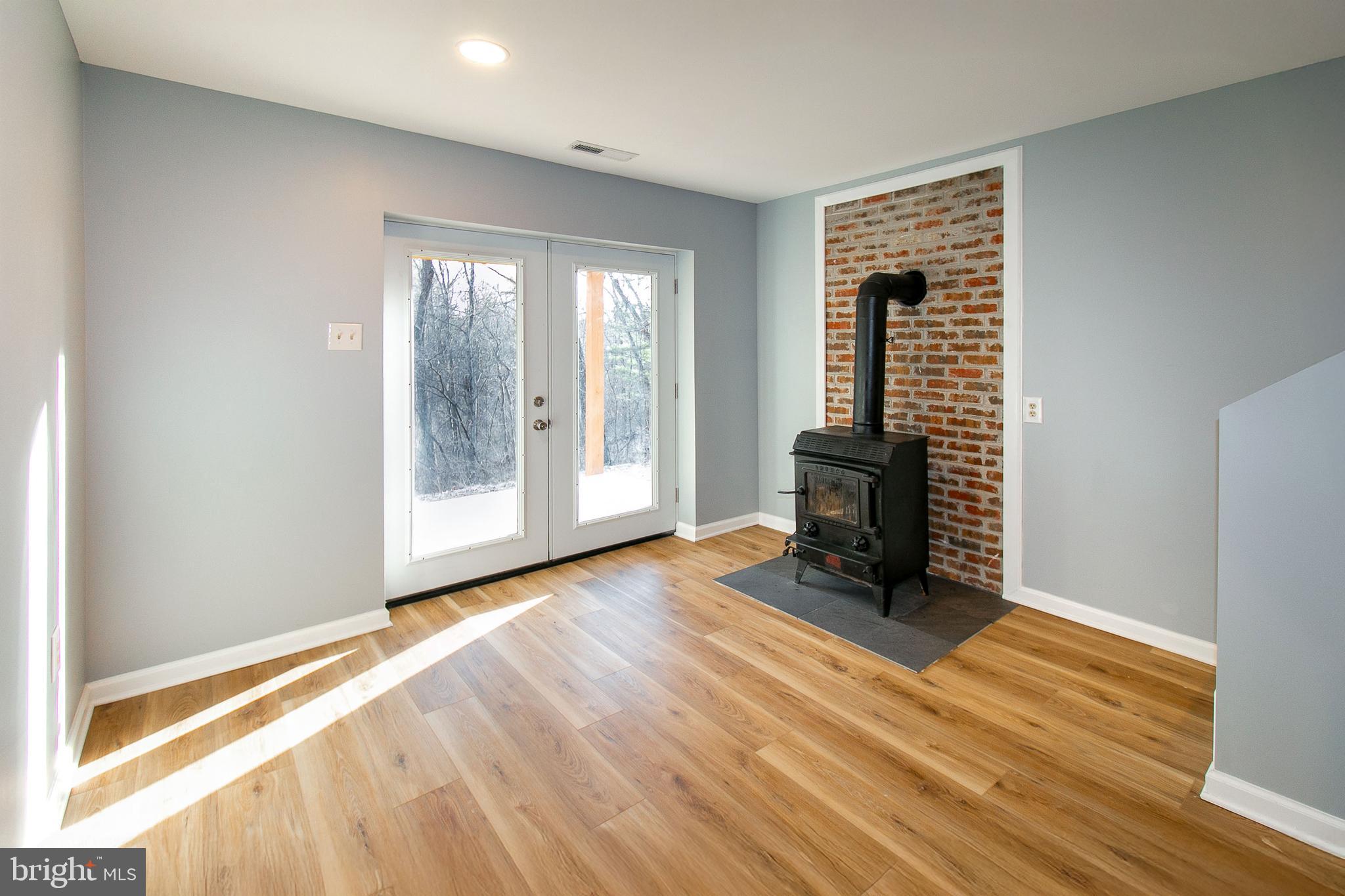 GLENWOOD FOREST - Residential