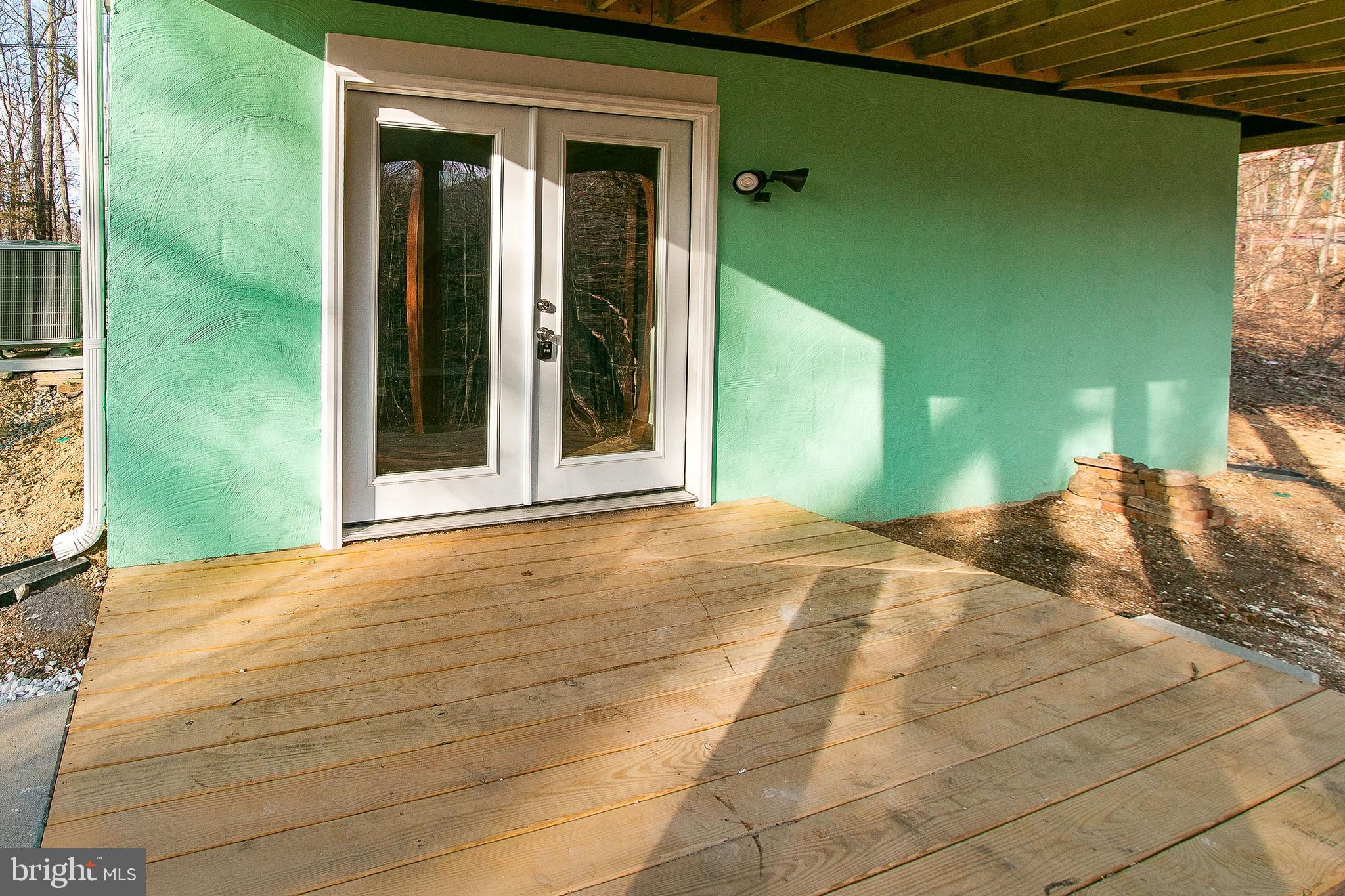 GLENWOOD FOREST - Residential