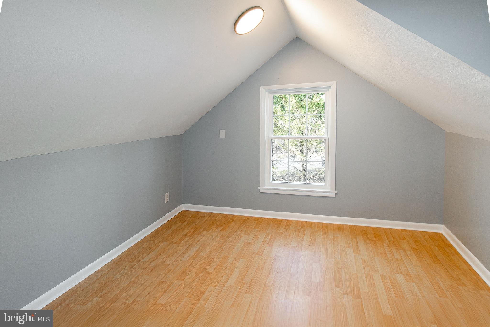 GLENWOOD FOREST - Residential