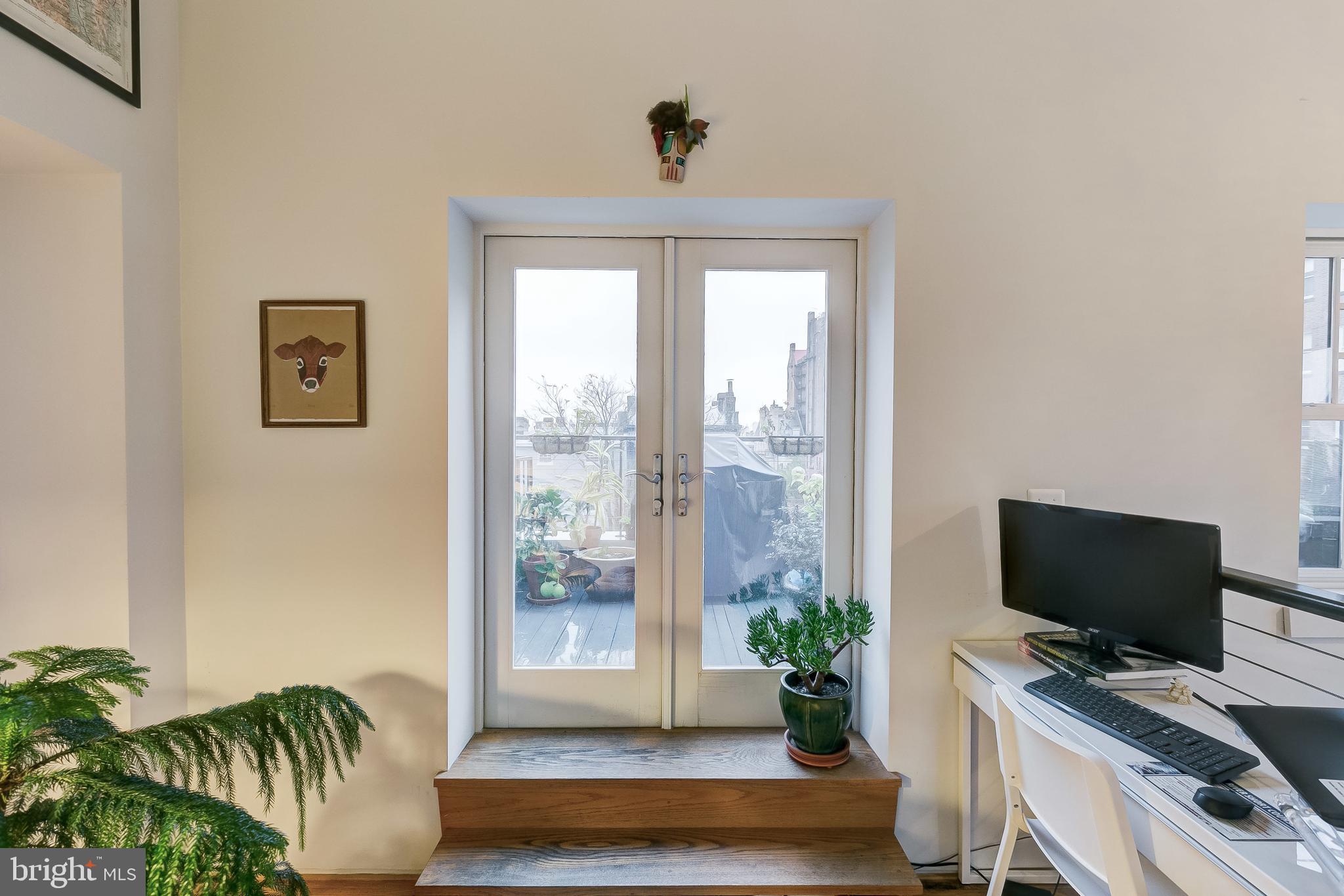 MOUNT VERNON PLACE HISTORIC DISTRICT - Residential