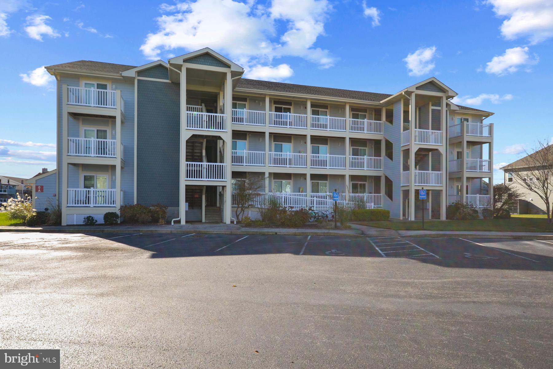 HERON HARBOUR - Residential