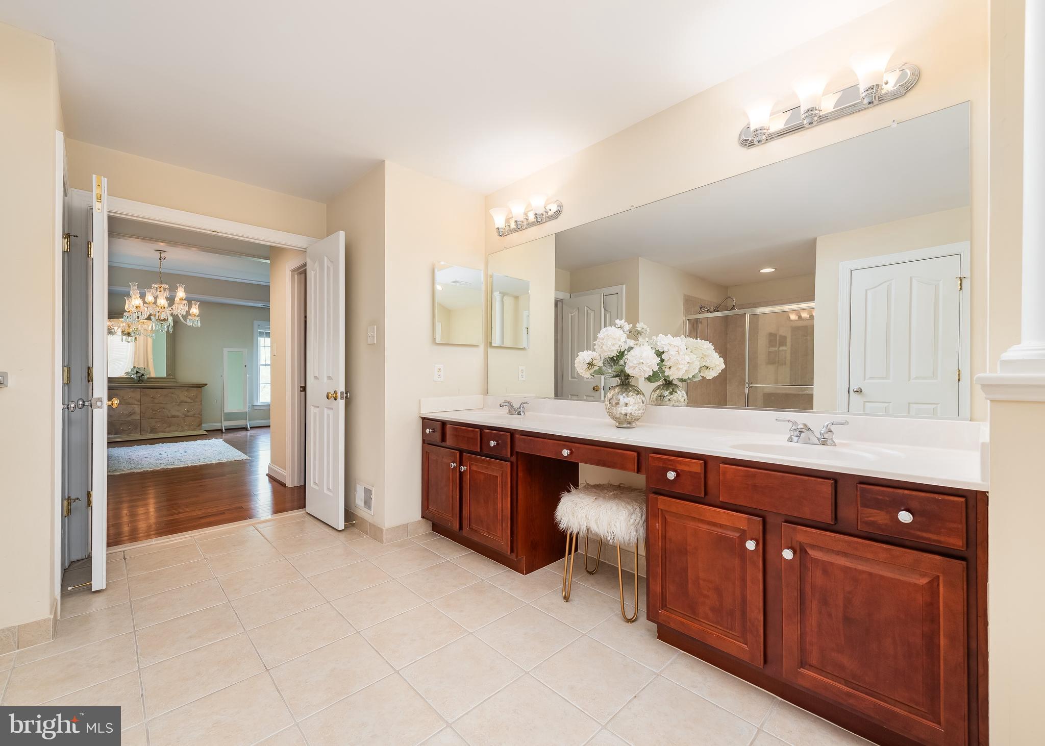 CRICKET CREEK - Residential Lease