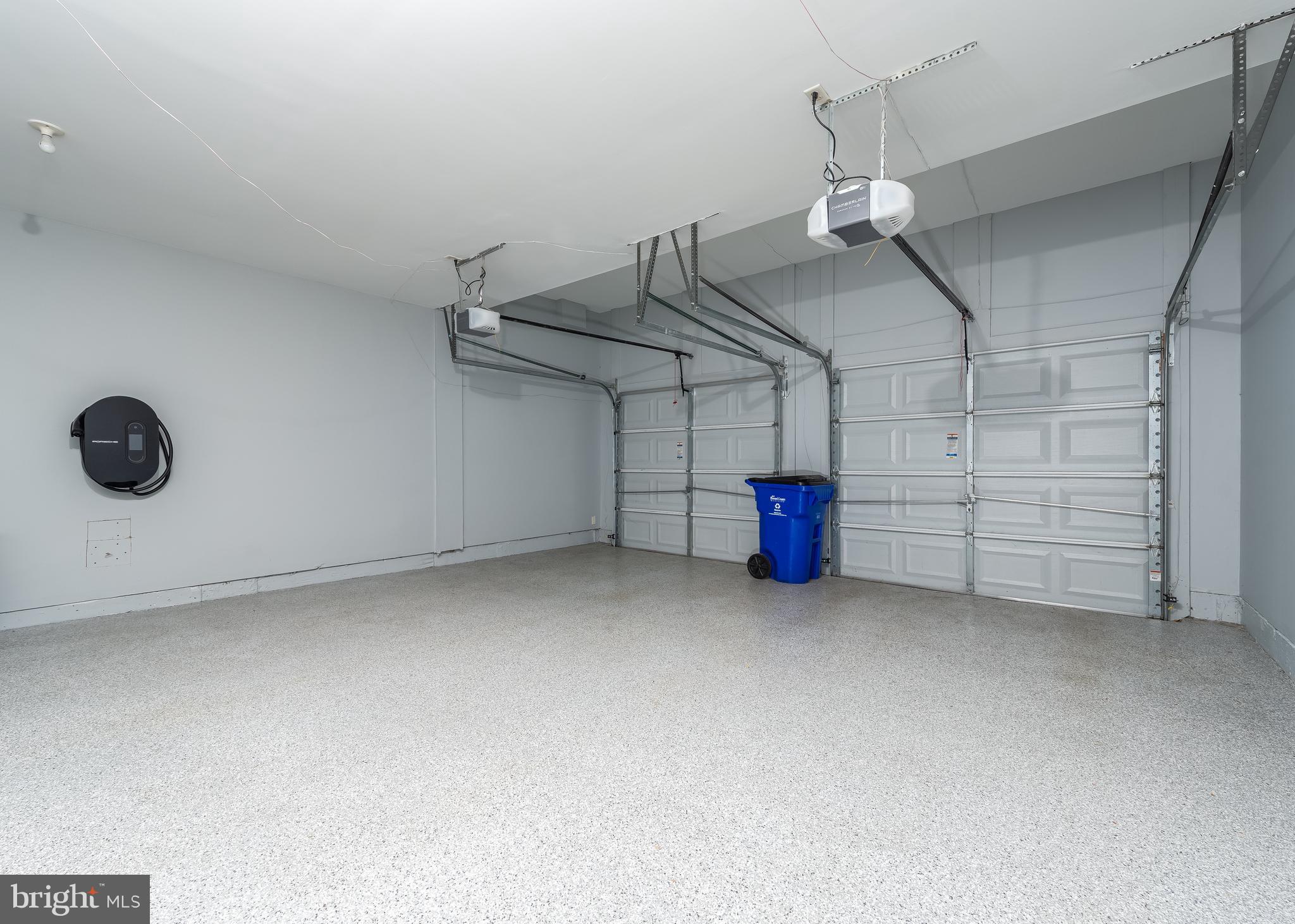 CRICKET CREEK - Residential Lease