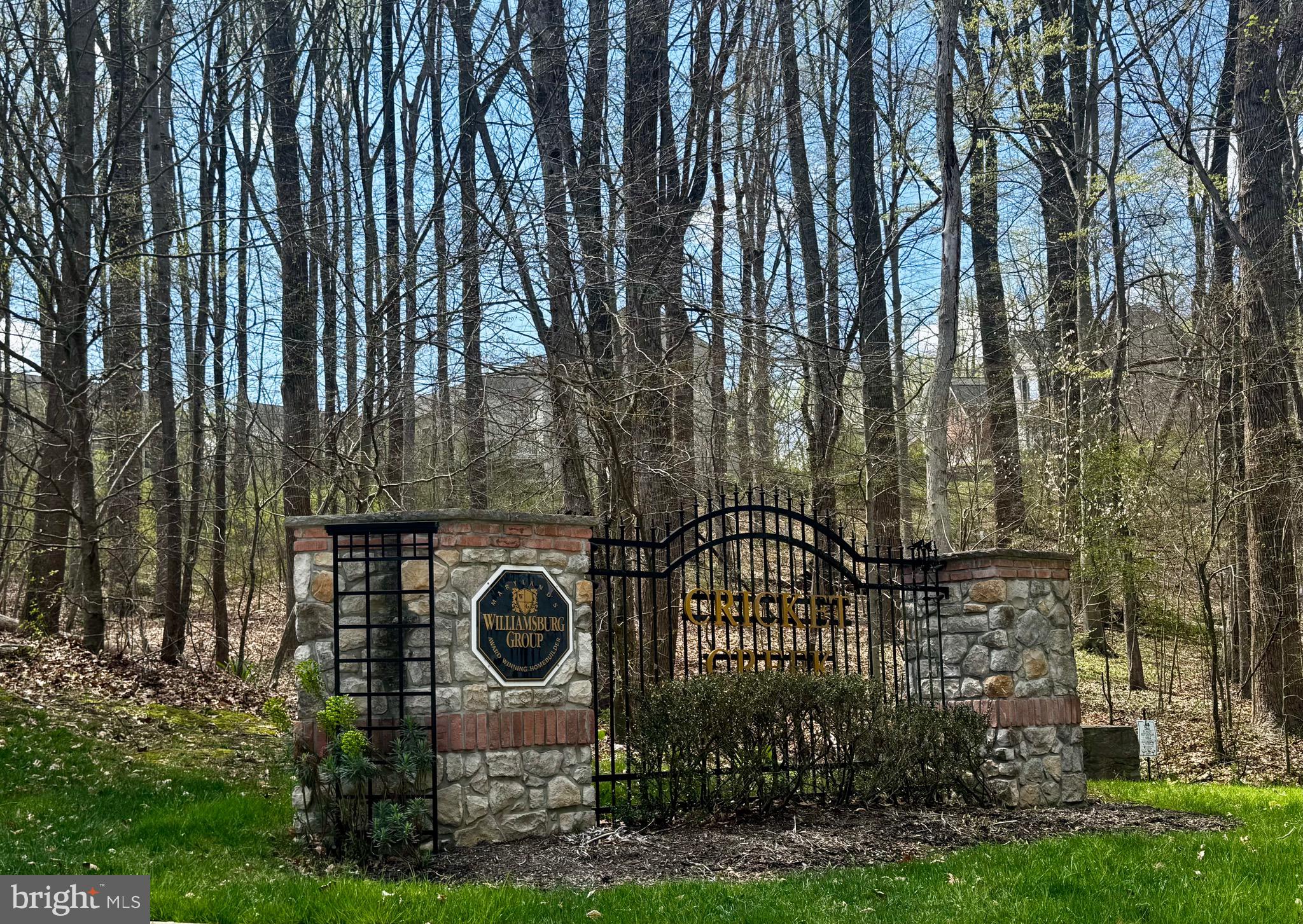 CRICKET CREEK - Residential Lease