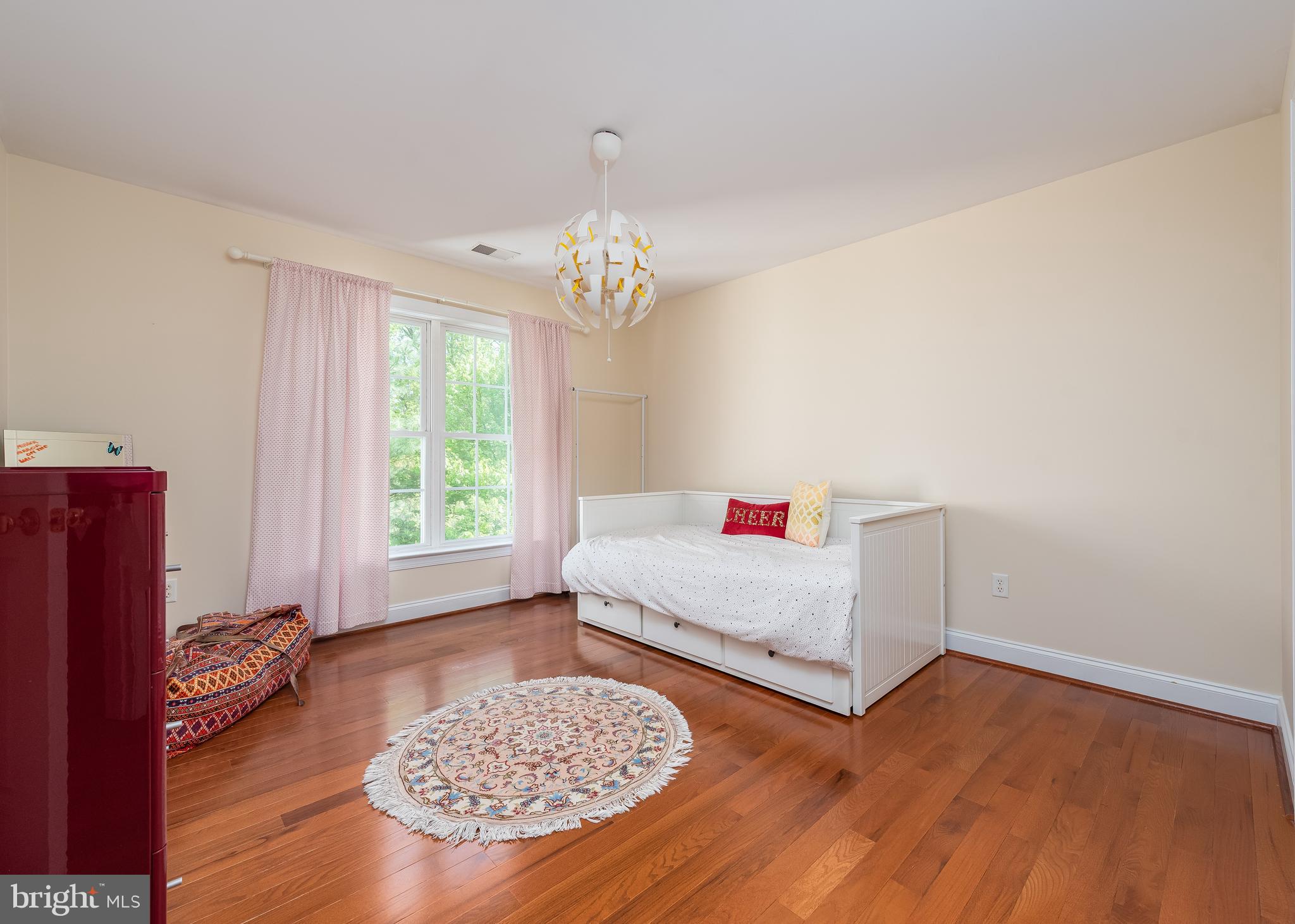 CRICKET CREEK - Residential Lease