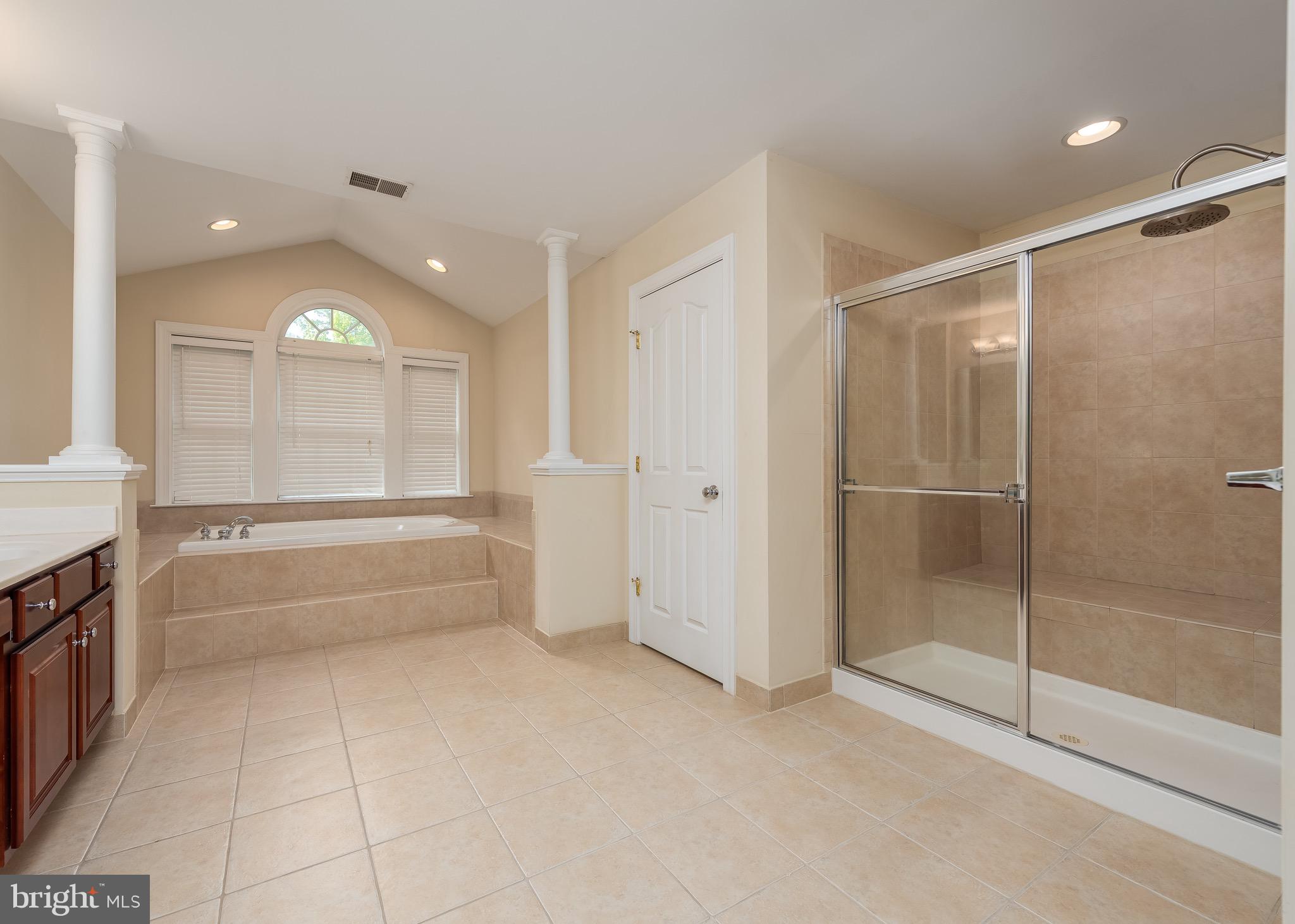 CRICKET CREEK - Residential Lease