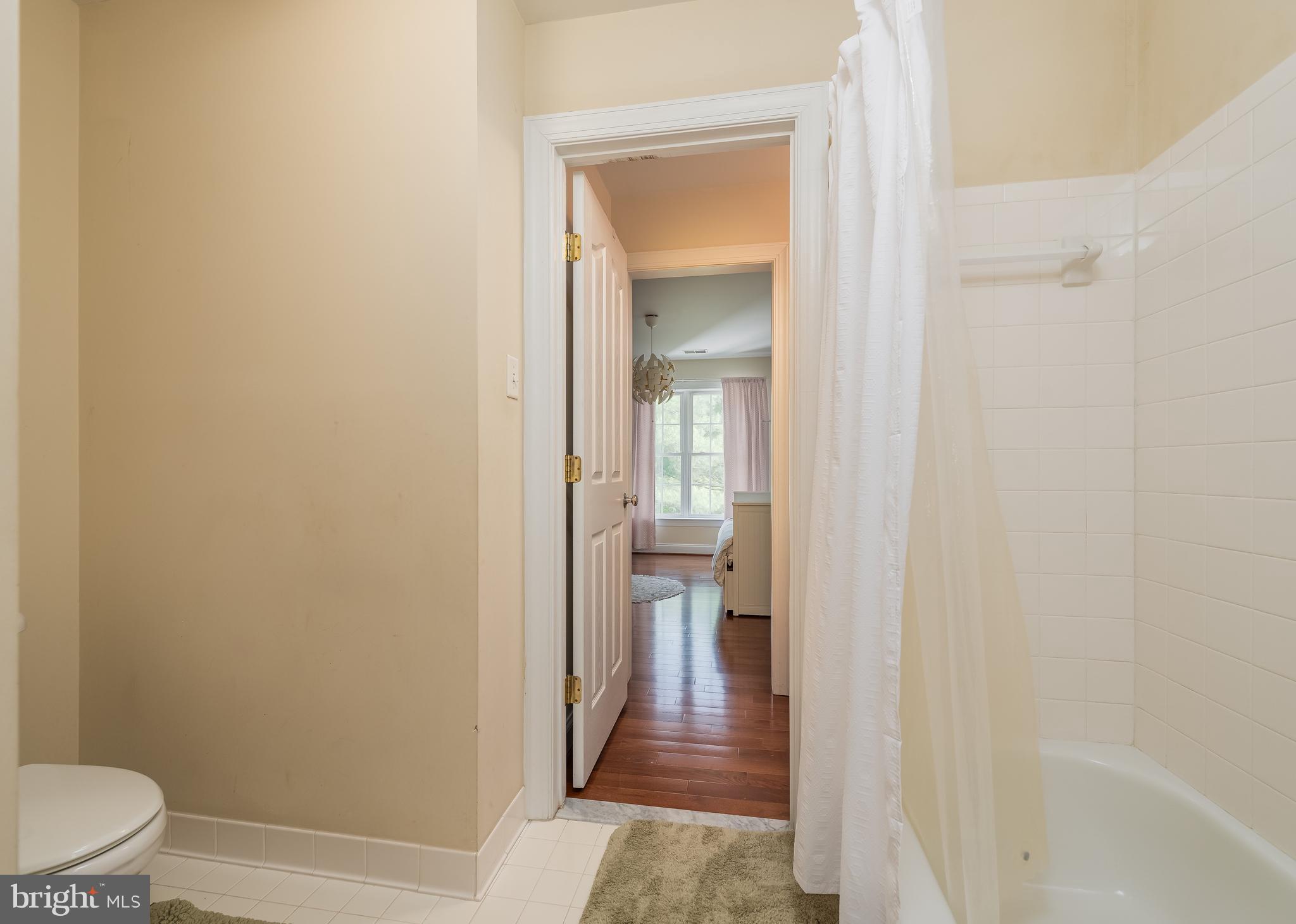 CRICKET CREEK - Residential Lease