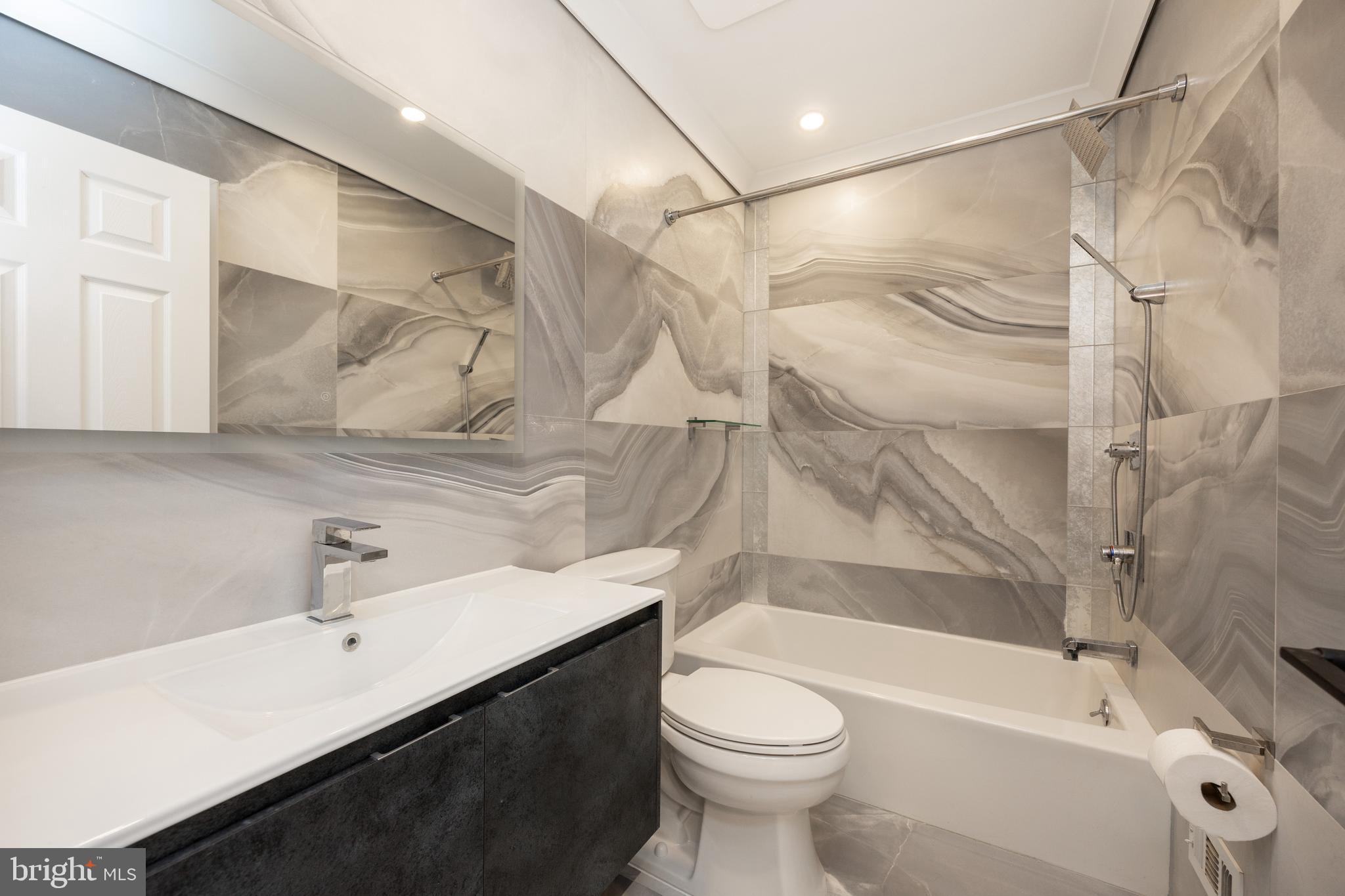 HERITAGE PARK - Residential