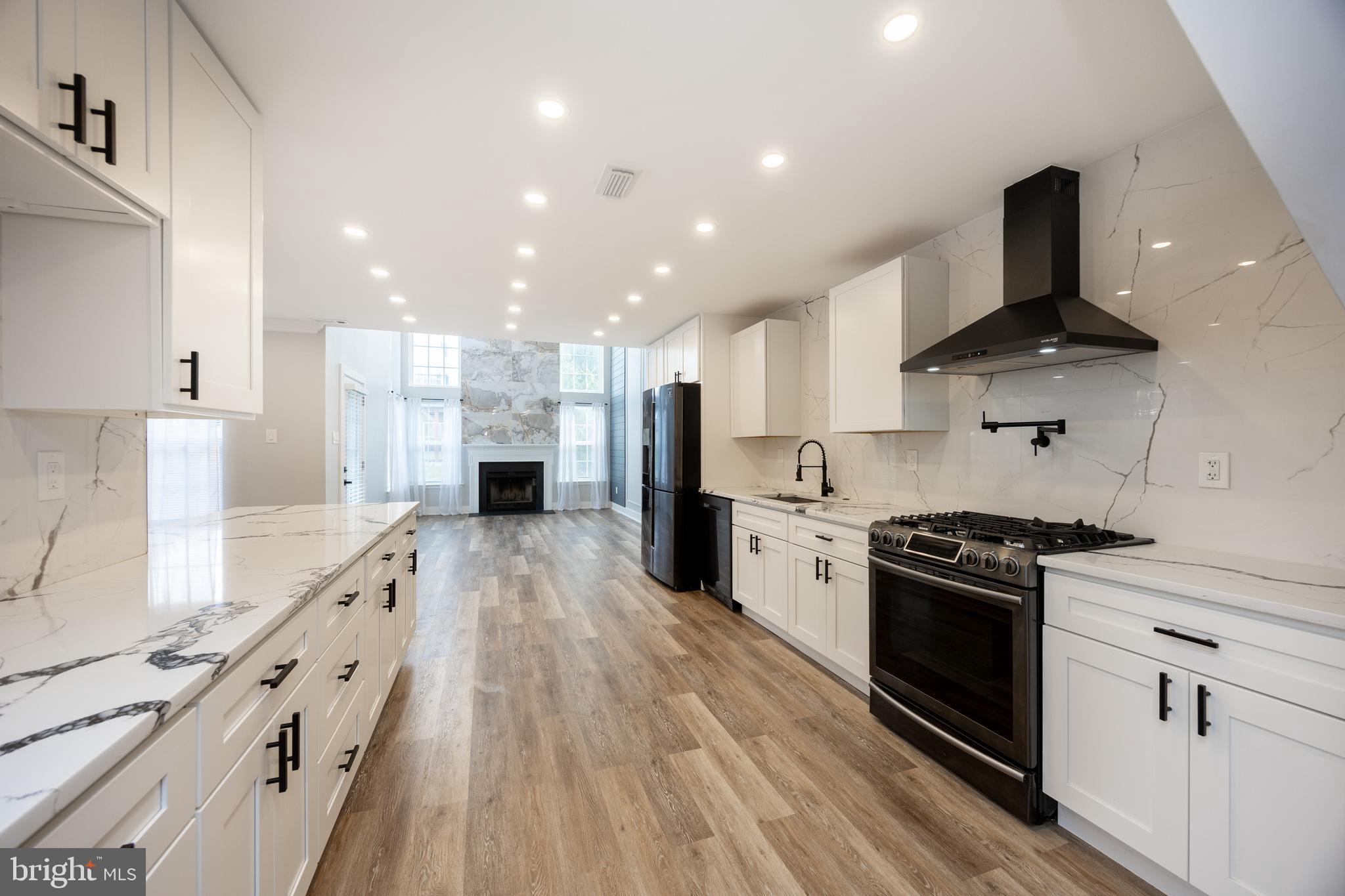 HERITAGE PARK - Residential