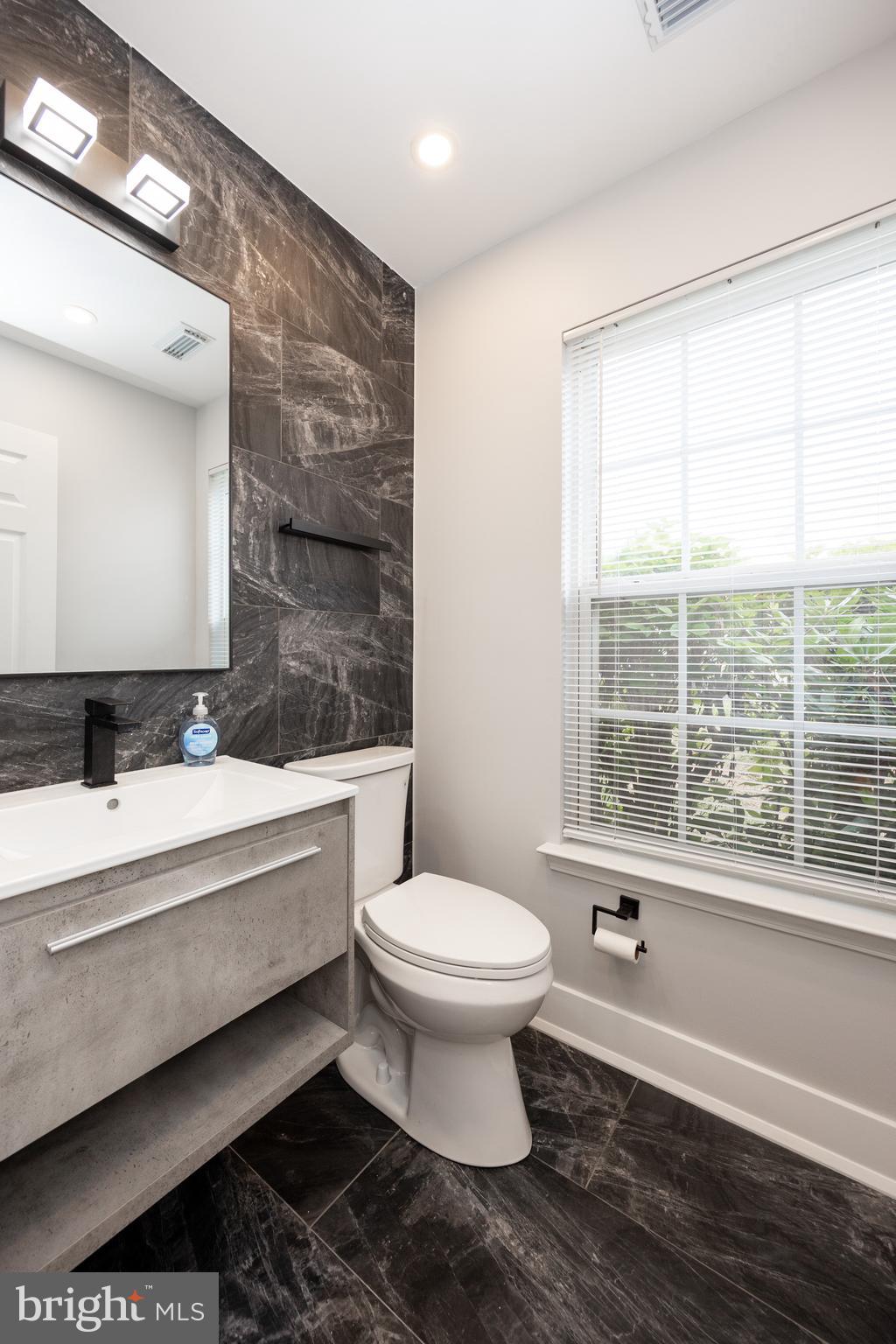 HERITAGE PARK - Residential