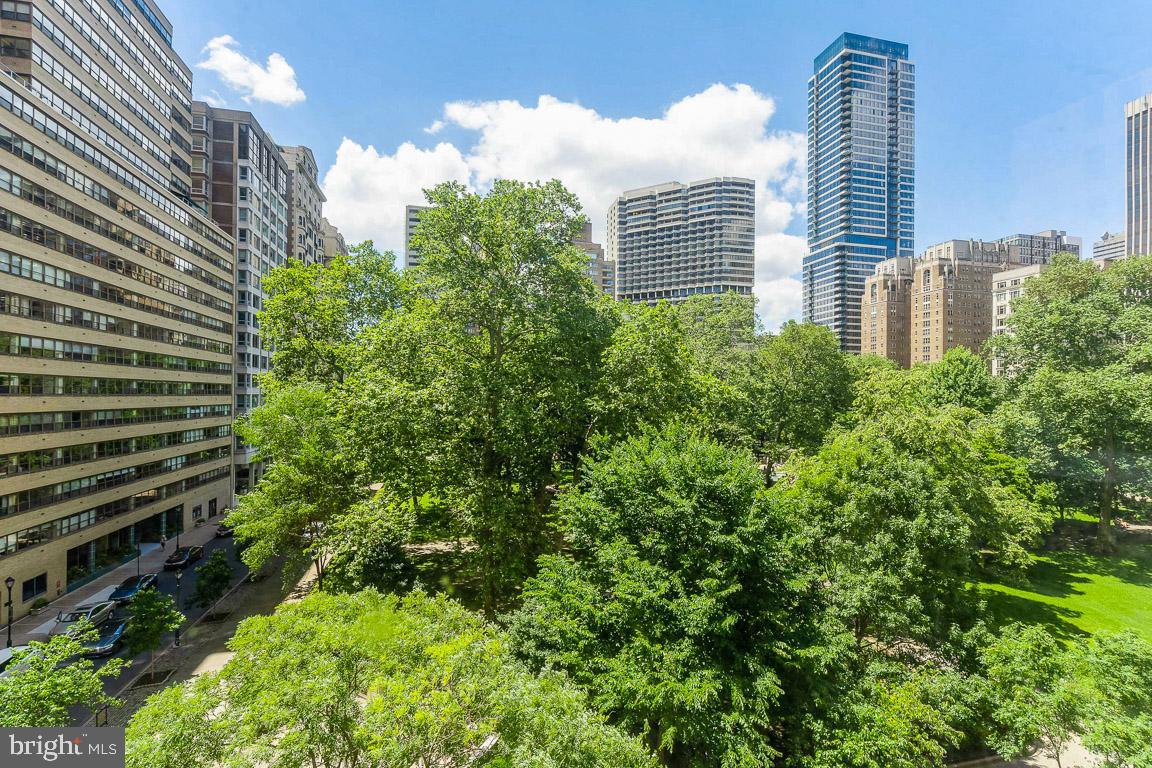 RITTENHOUSE SQUARE - Residential