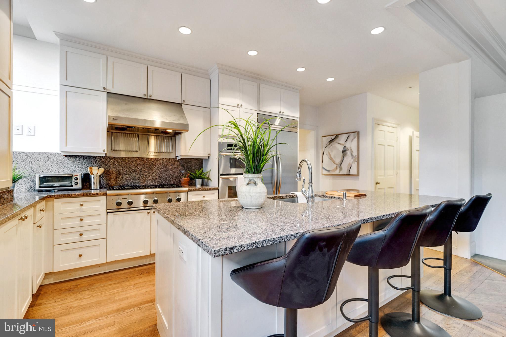 RITTENHOUSE SQUARE - Residential