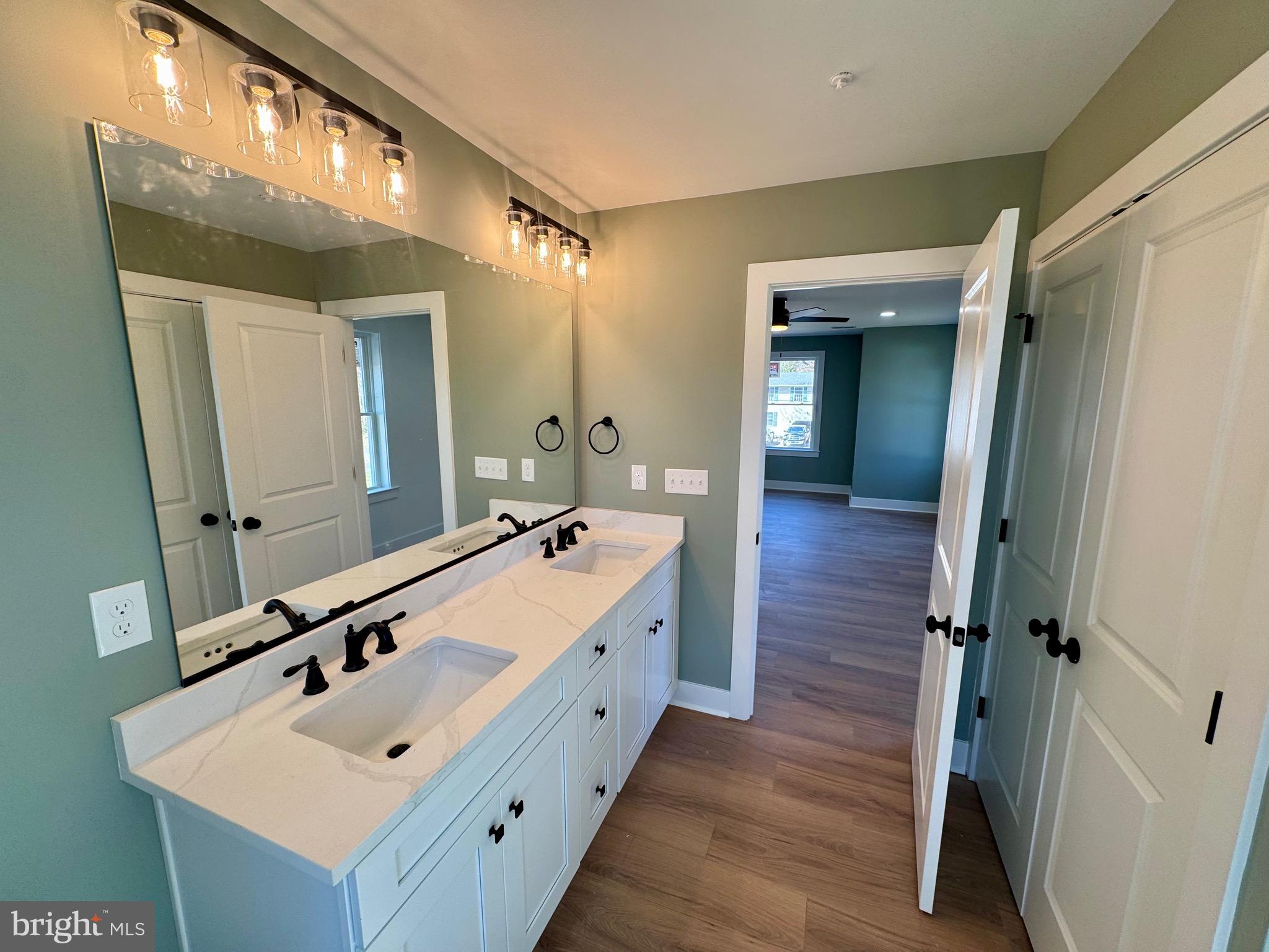 SUNNY ISLE OF KENT - Residential