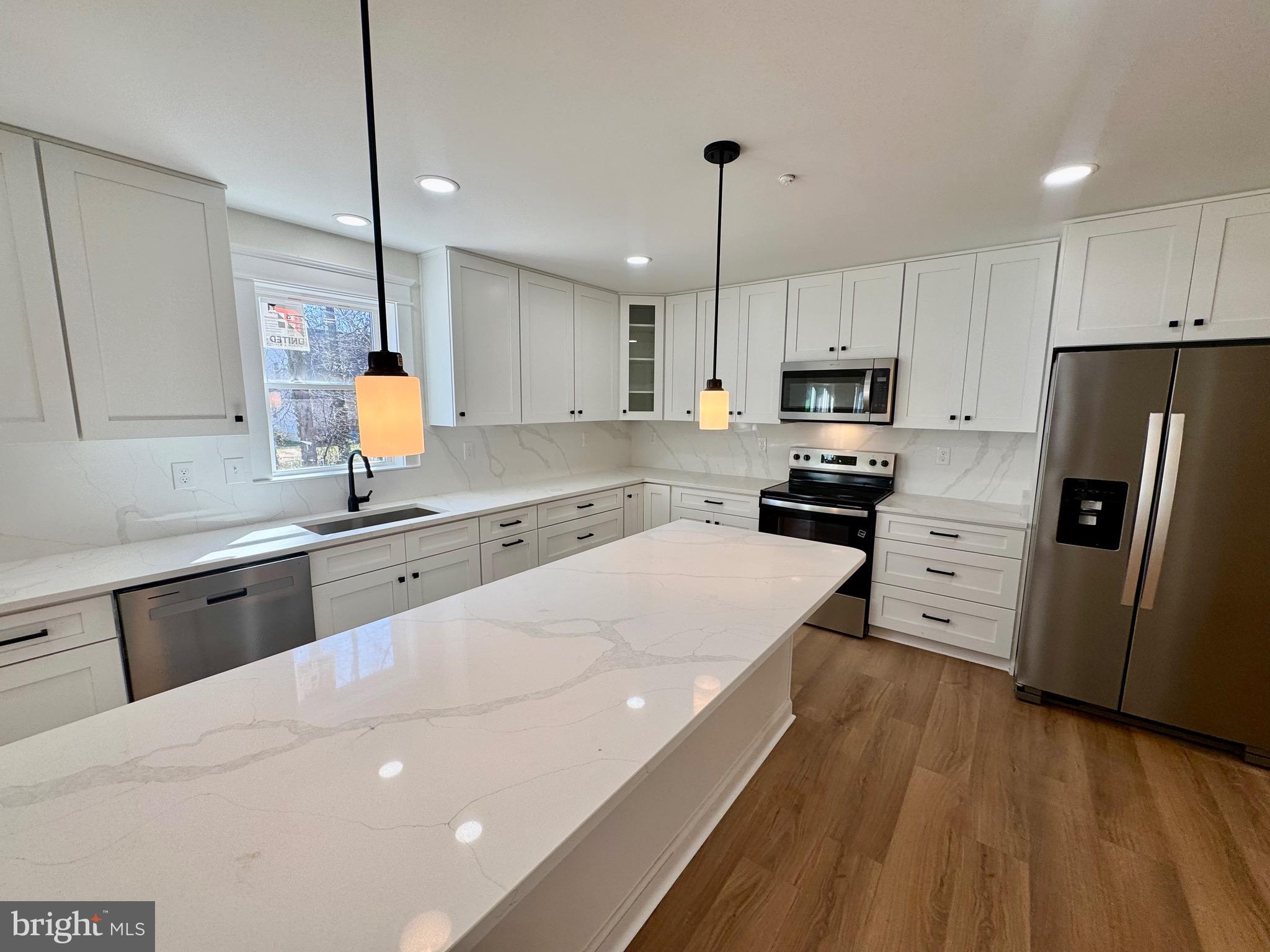 SUNNY ISLE OF KENT - Residential