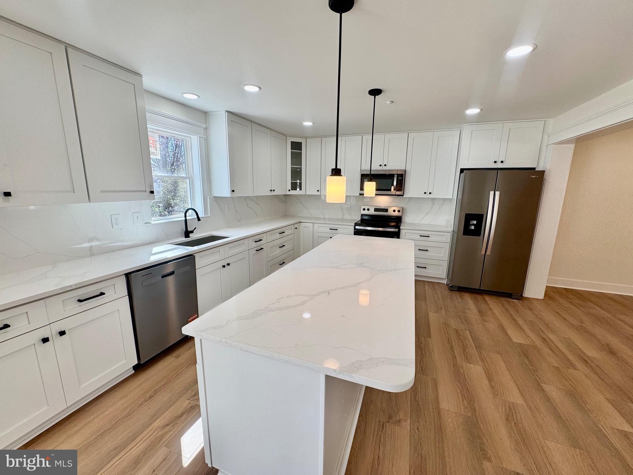 SUNNY ISLE OF KENT - Residential