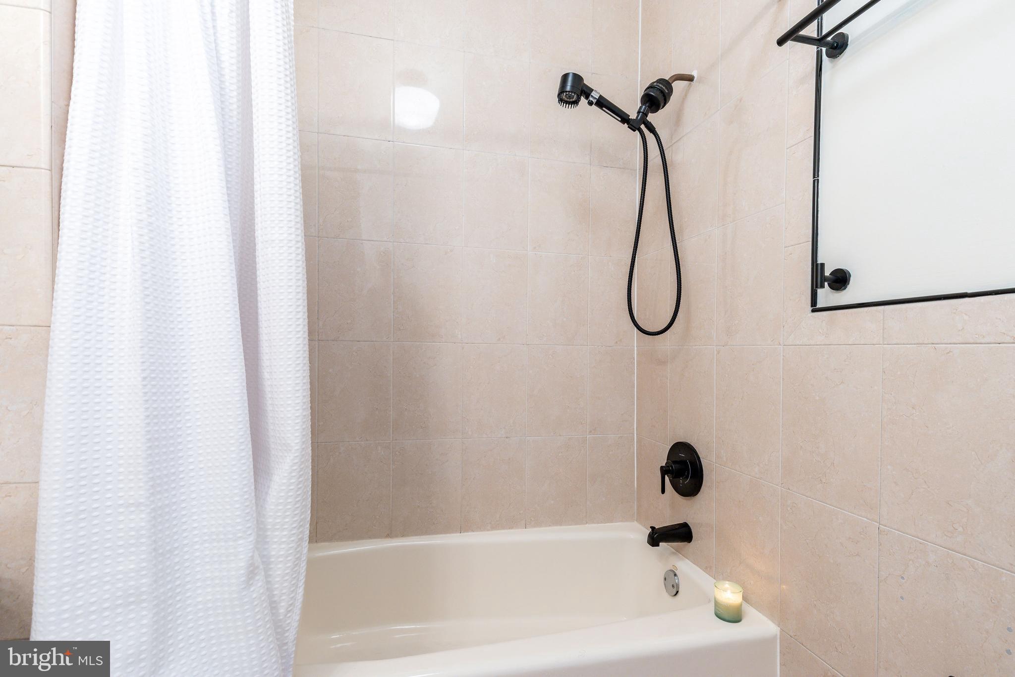 WASHINGTON SQ WEST - Residential