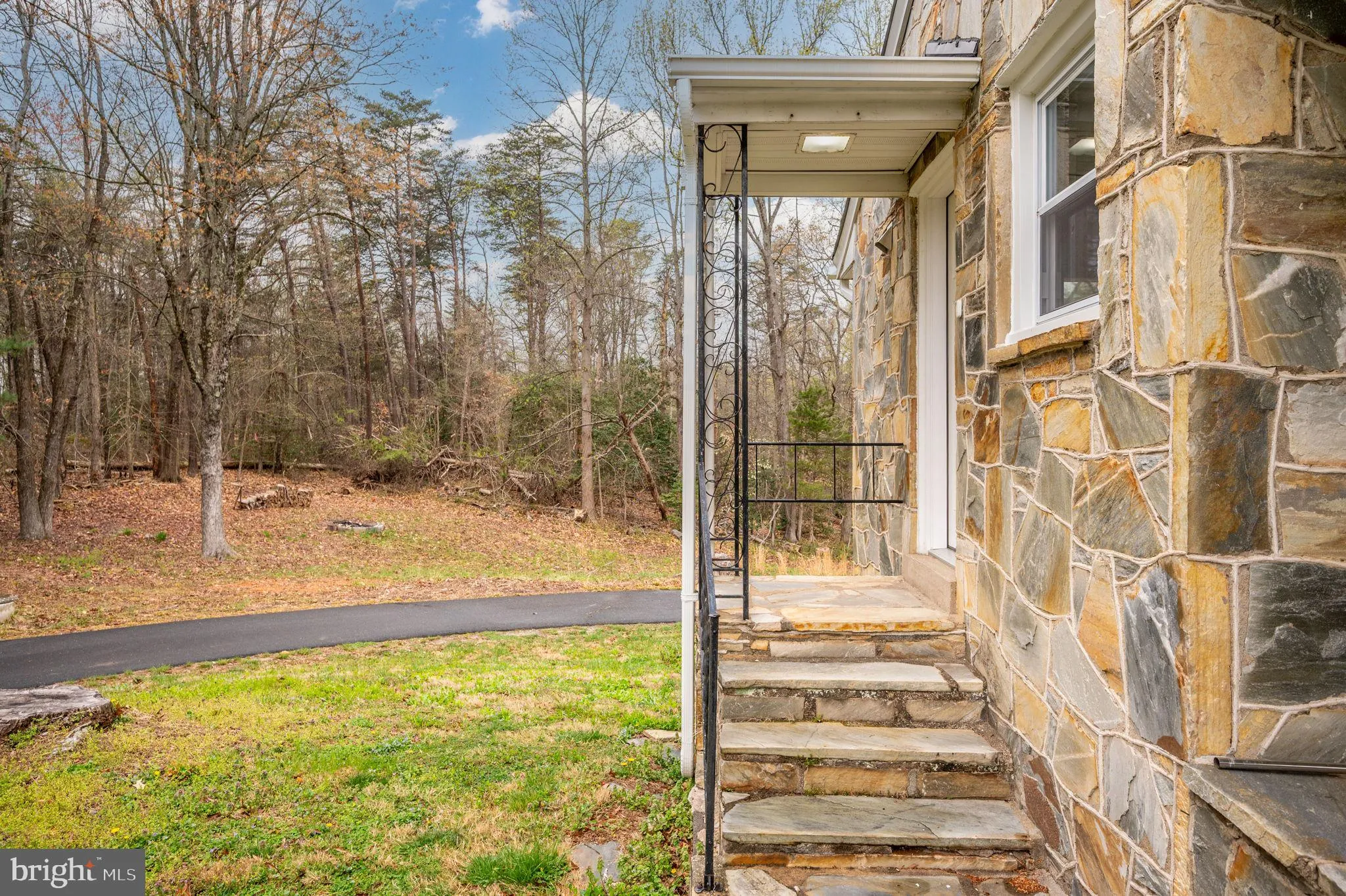 Fredericksburg, Virginia 22405, United States, 3 Bedrooms Bedrooms, ,2 BathroomsBathrooms,Residential,Active,103263