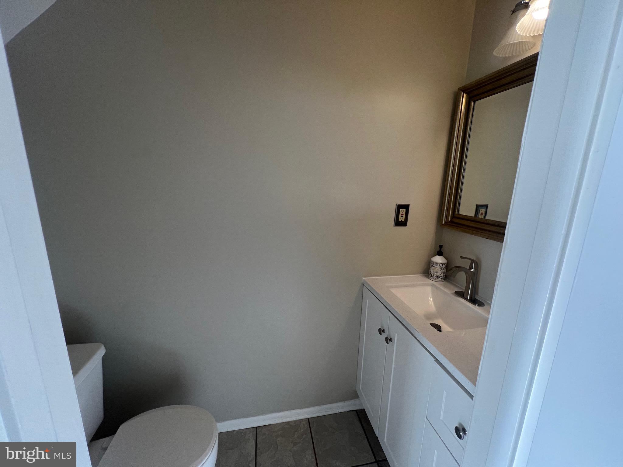 VILLAGE OF PAWNEE - Residential Lease