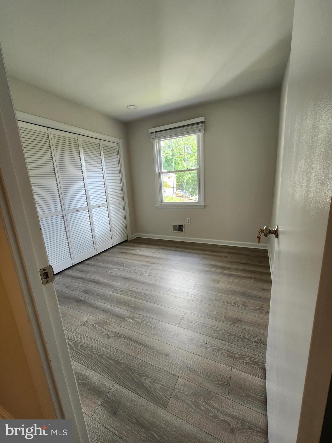 PINEHURST ESTATES - Residential Lease