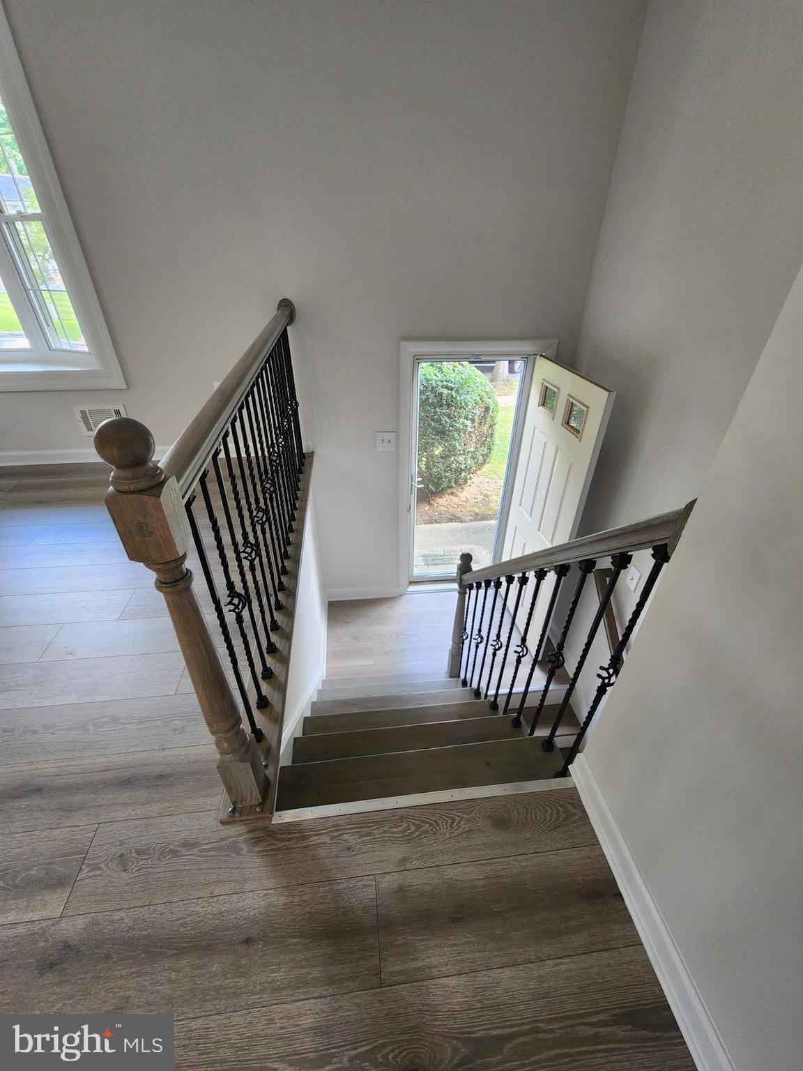 PINEHURST ESTATES - Residential Lease