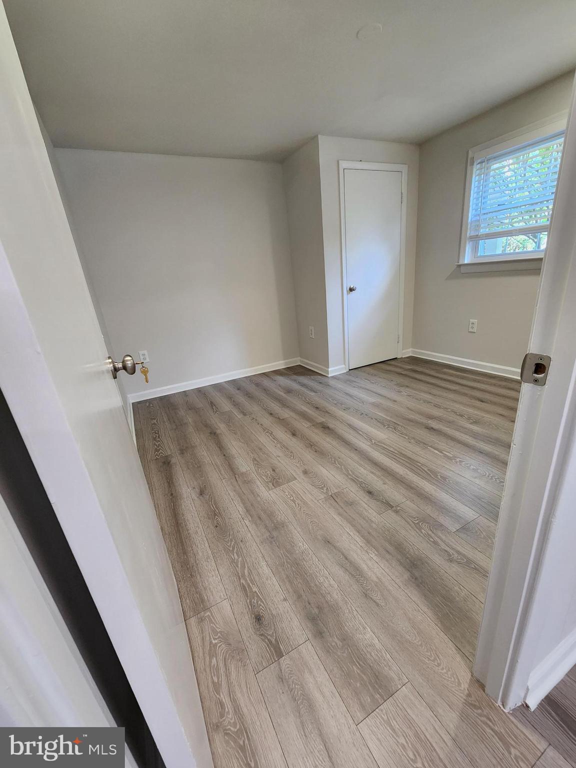 PINEHURST ESTATES - Residential Lease