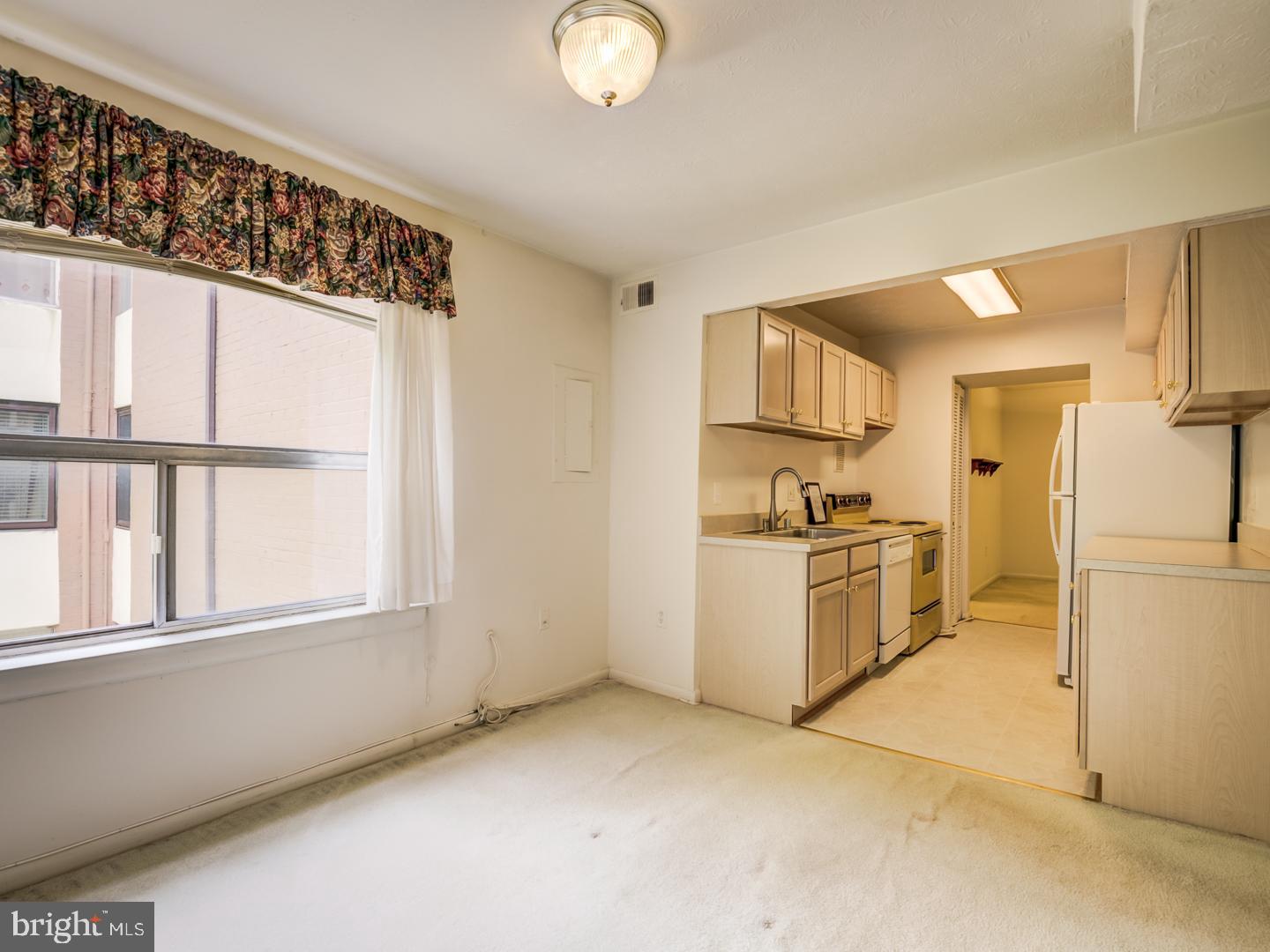 GREENBRIAR CONDO PHASE I - Residential