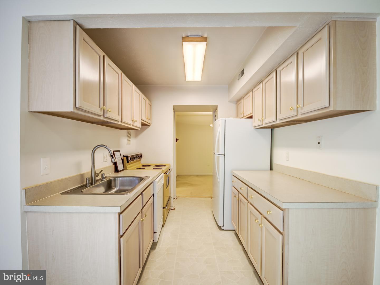 GREENBRIAR CONDO PHASE I - Residential