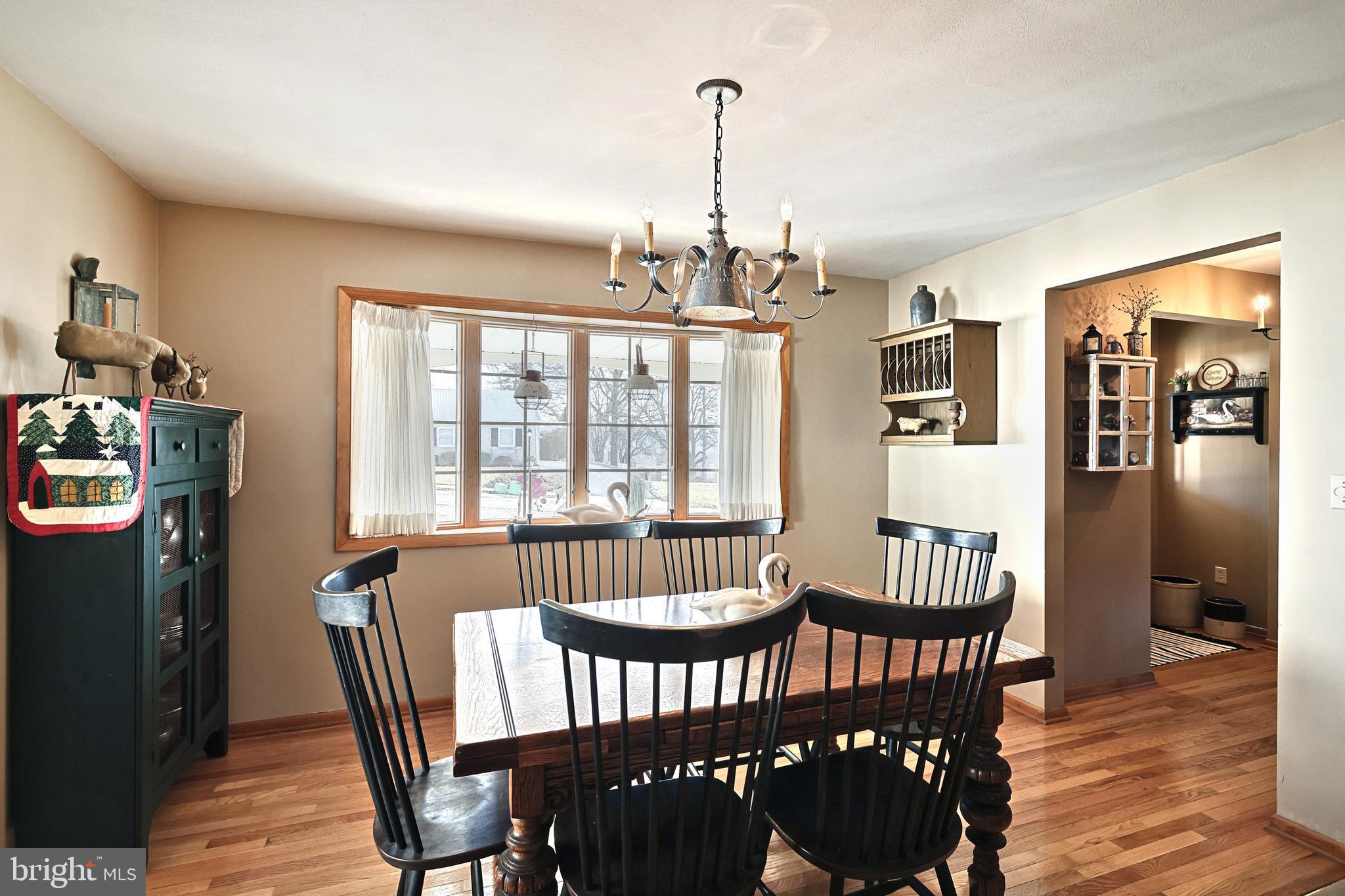 THE AVENUES - Residential