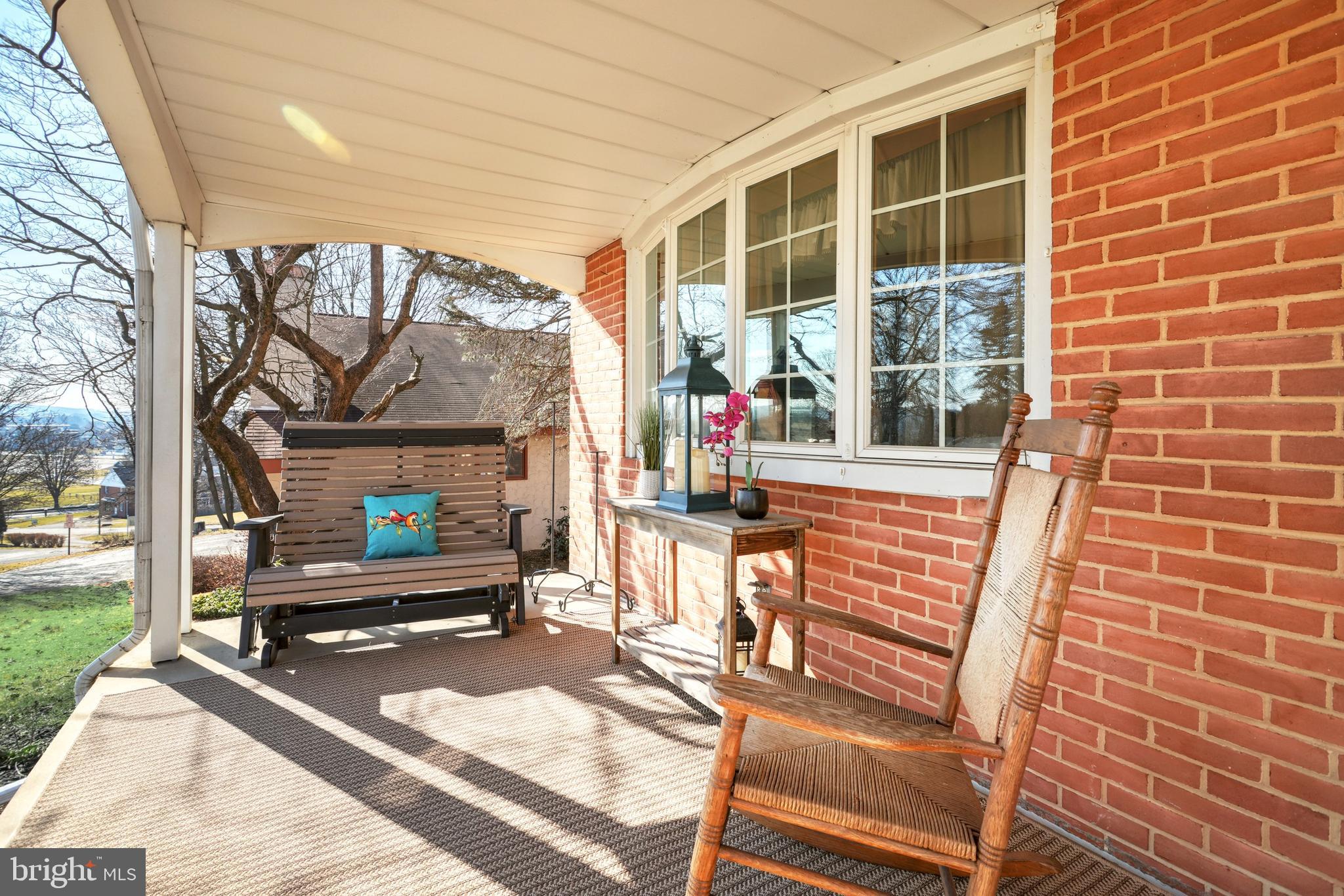 THE AVENUES - Residential