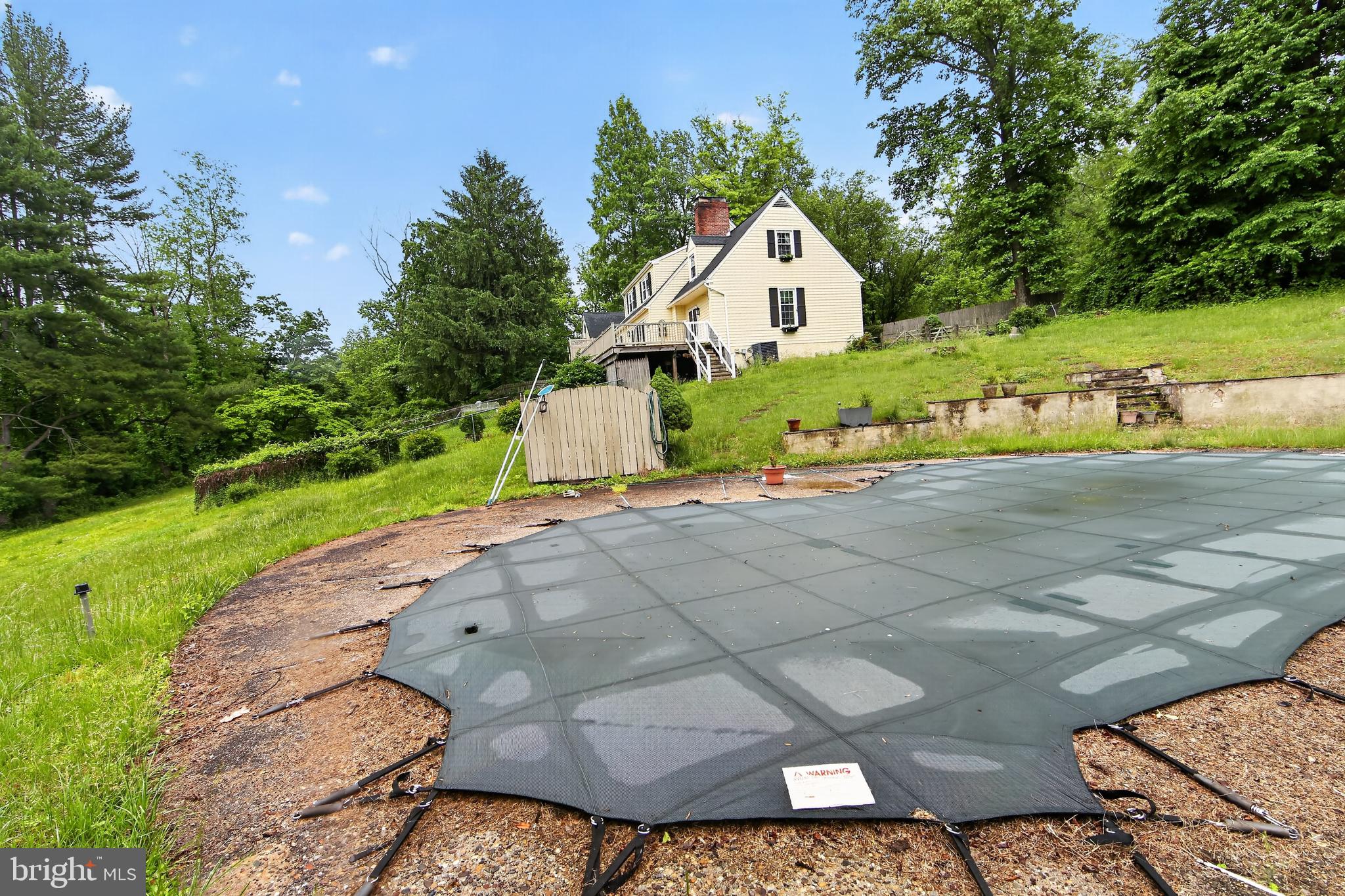 FOUR OAKS FARM - Residential