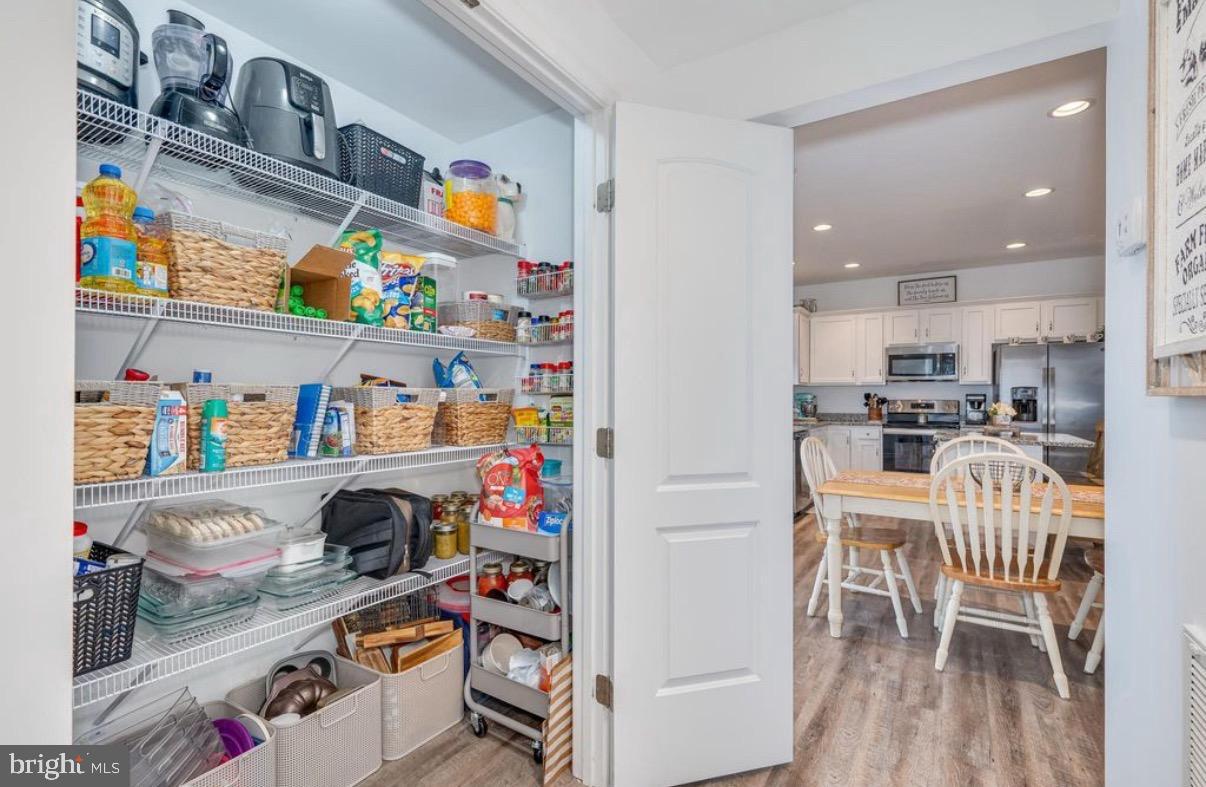 RED HILL - Residential Lease